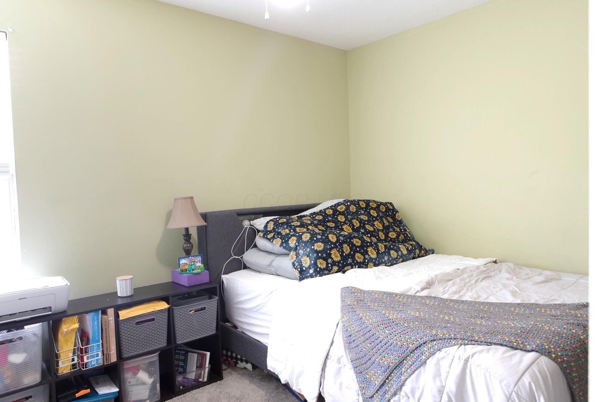 211 Bollingen Property Photo 9