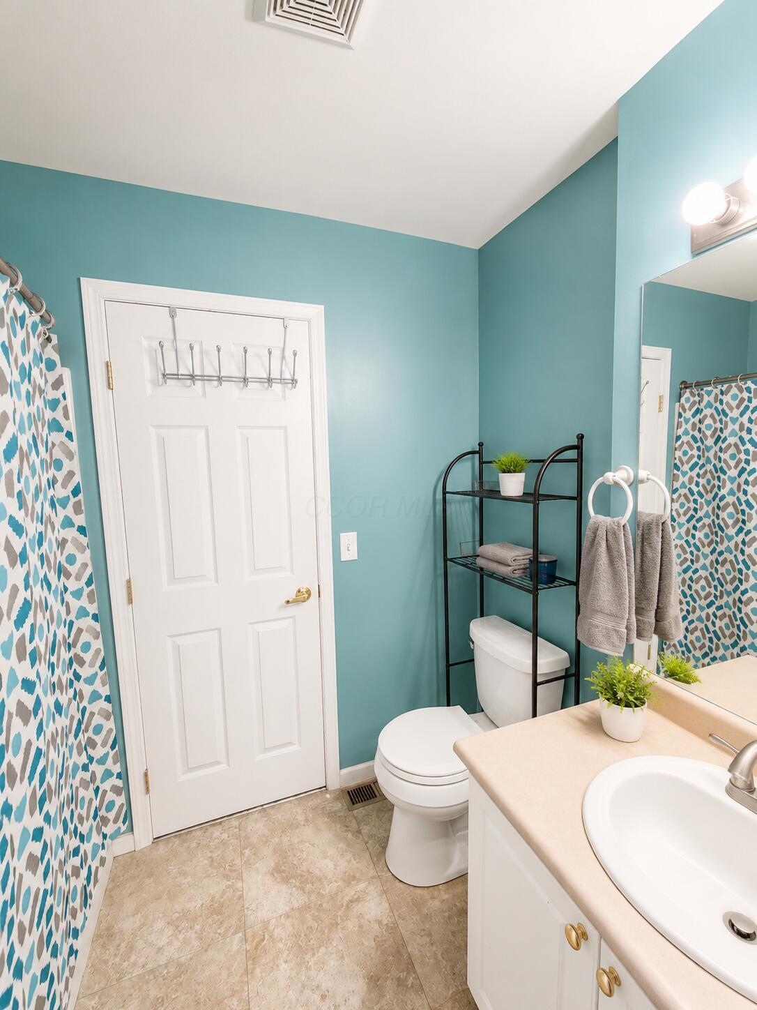 211 Bollingen Property Photo 12