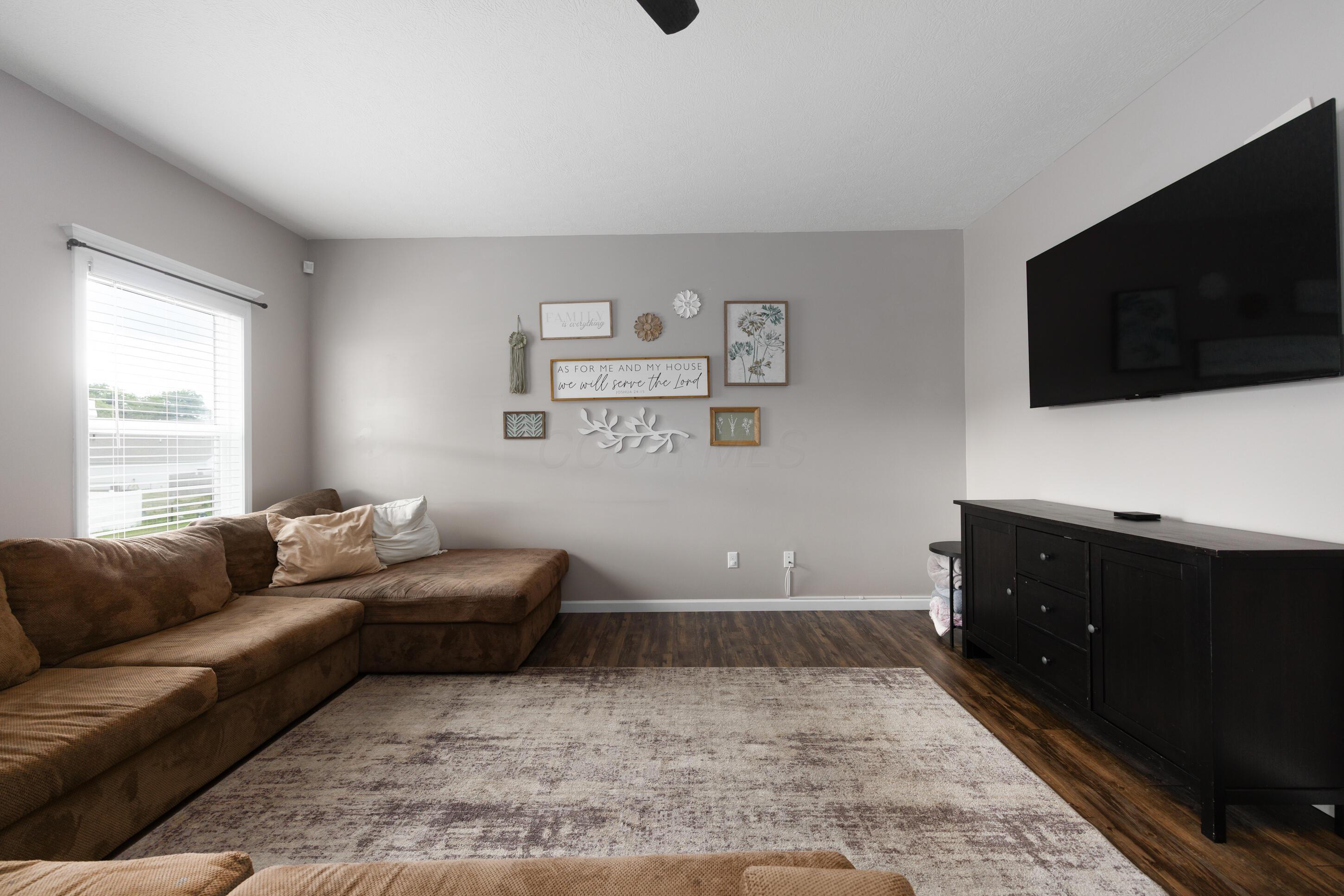 468 Wingate Place Property Photo 10