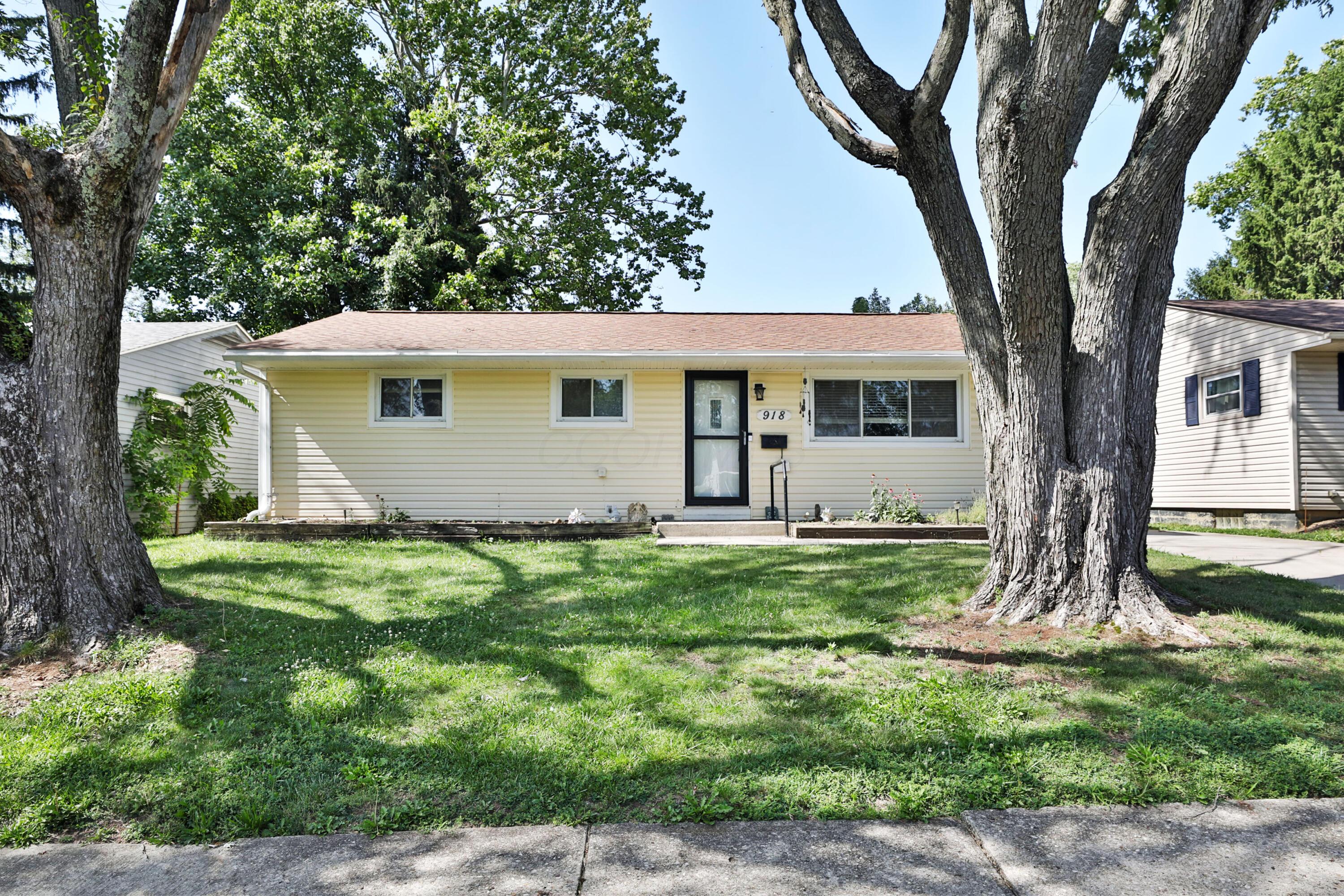 918 Minerva Avenue Property Photo 1