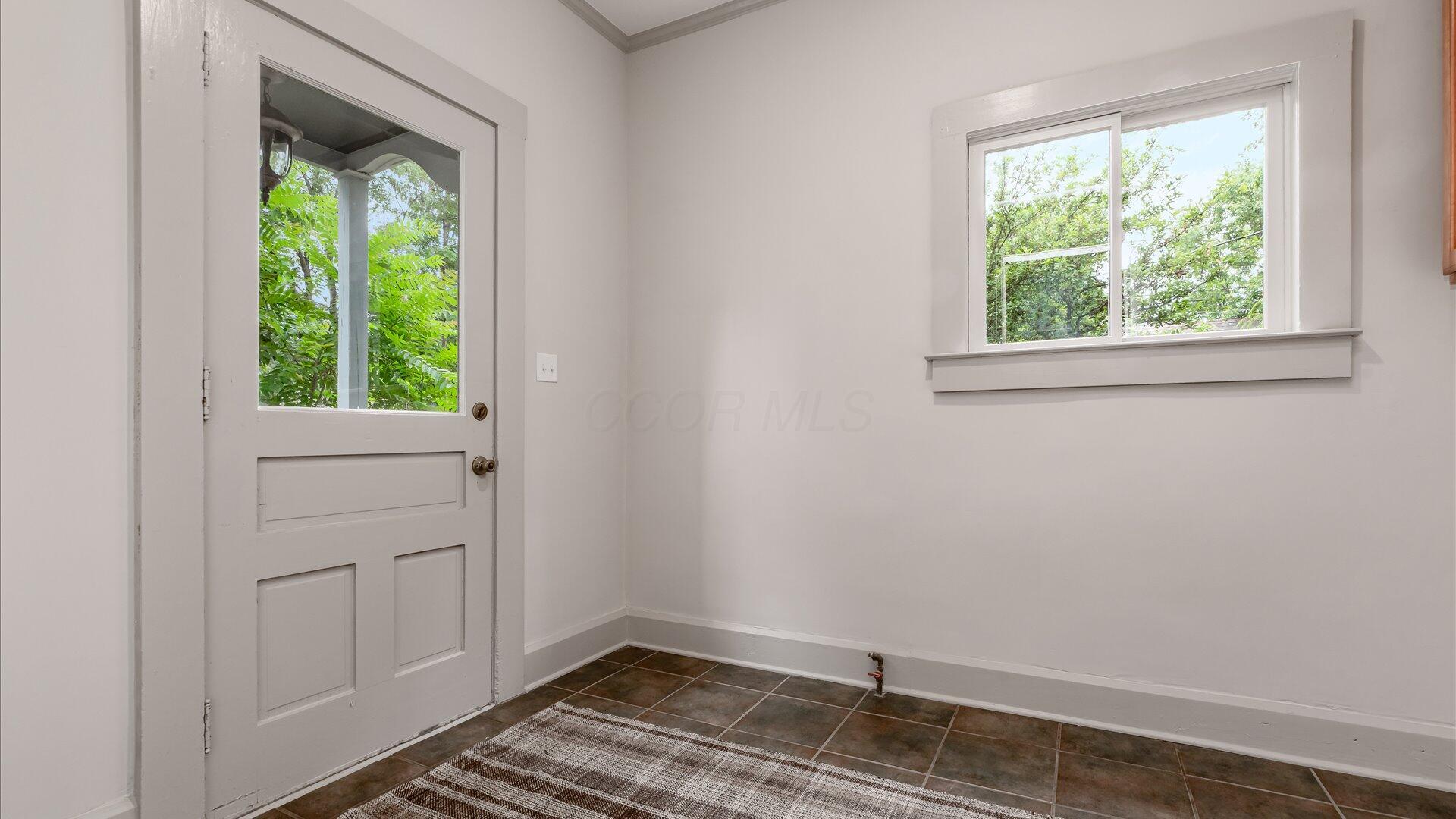 423 Hudson Avenue Property Photo 23