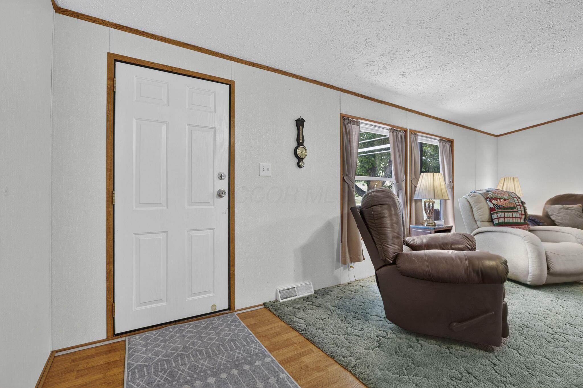 23393 Hideaway Drive Property Photo 5