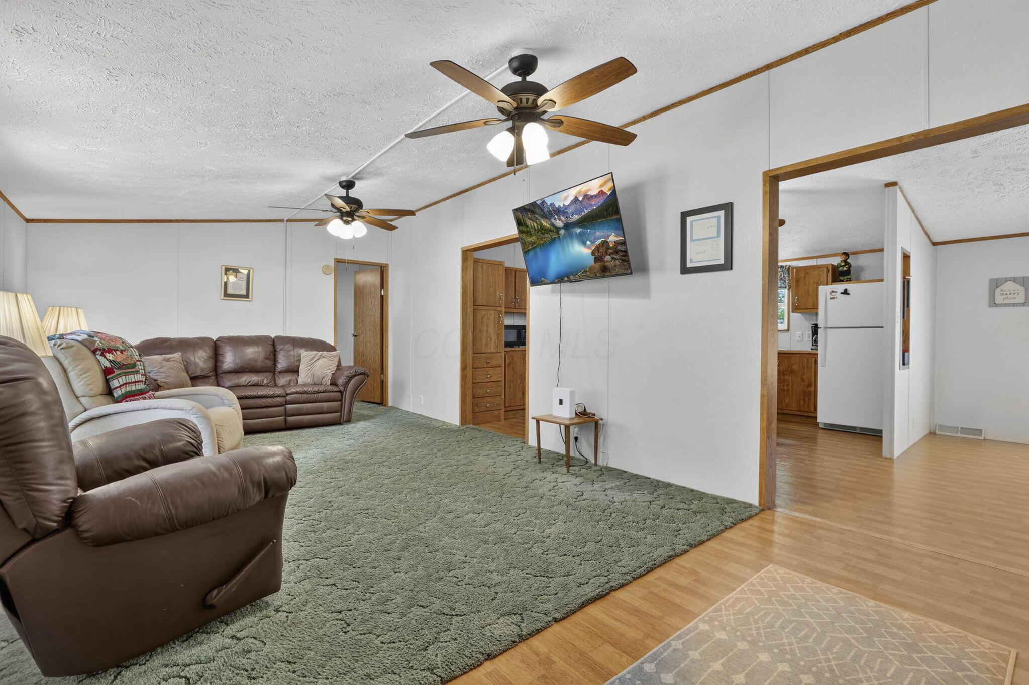23393 Hideaway Drive Property Photo 6
