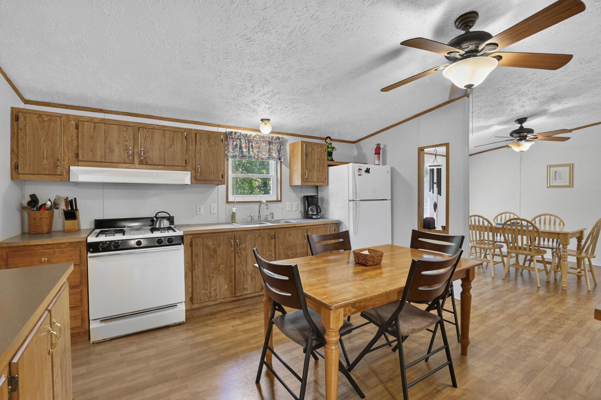 23393 Hideaway Drive Property Photo 12