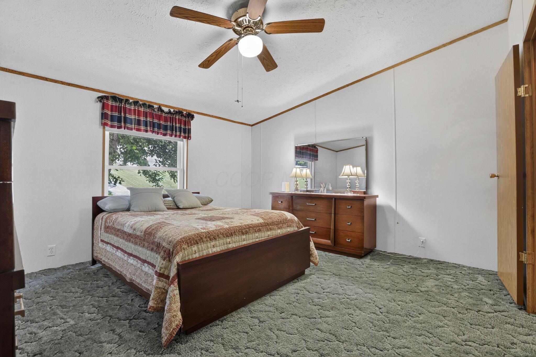 23393 Hideaway Drive Property Photo 28