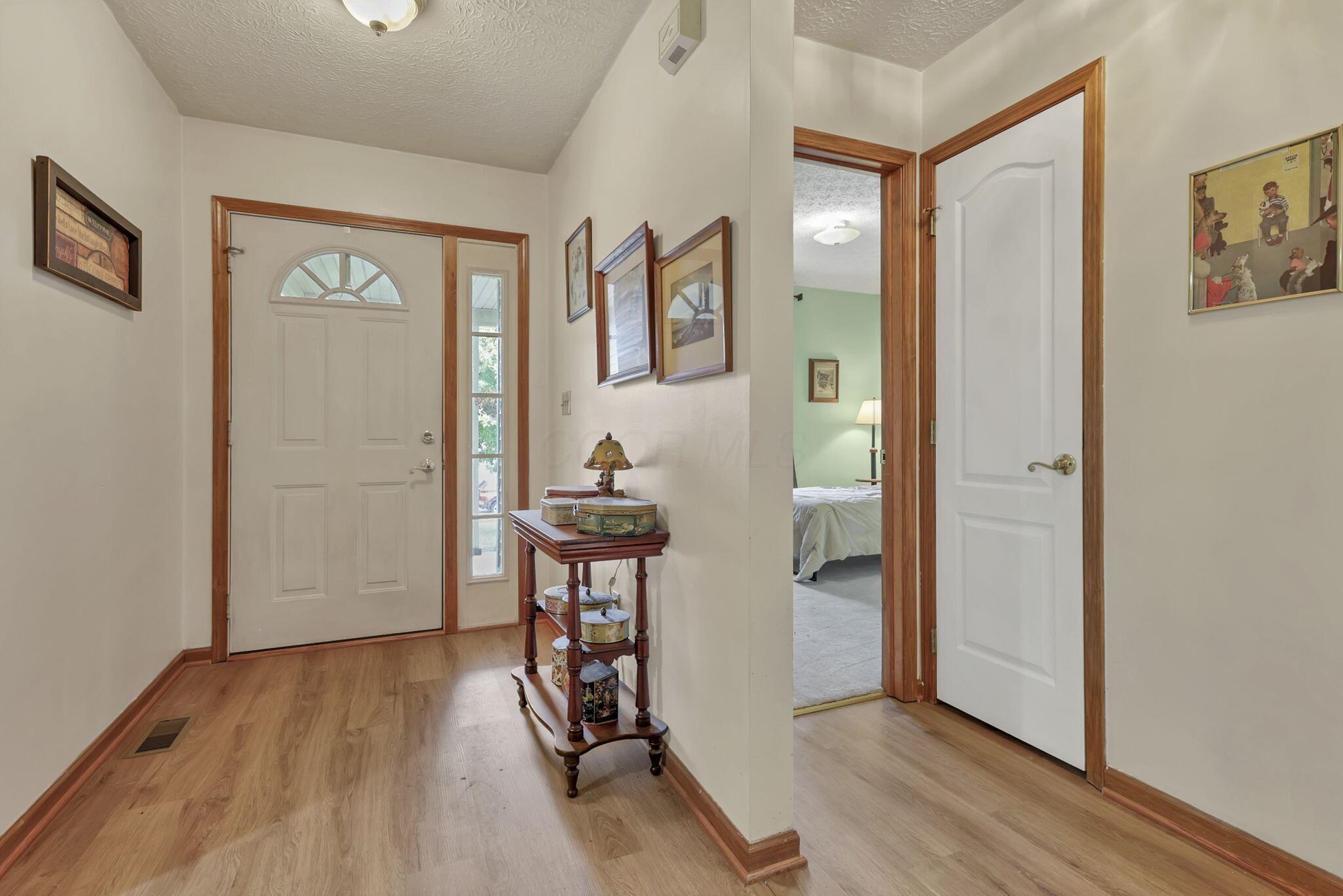 471 Danbury Drive Property Photo 4