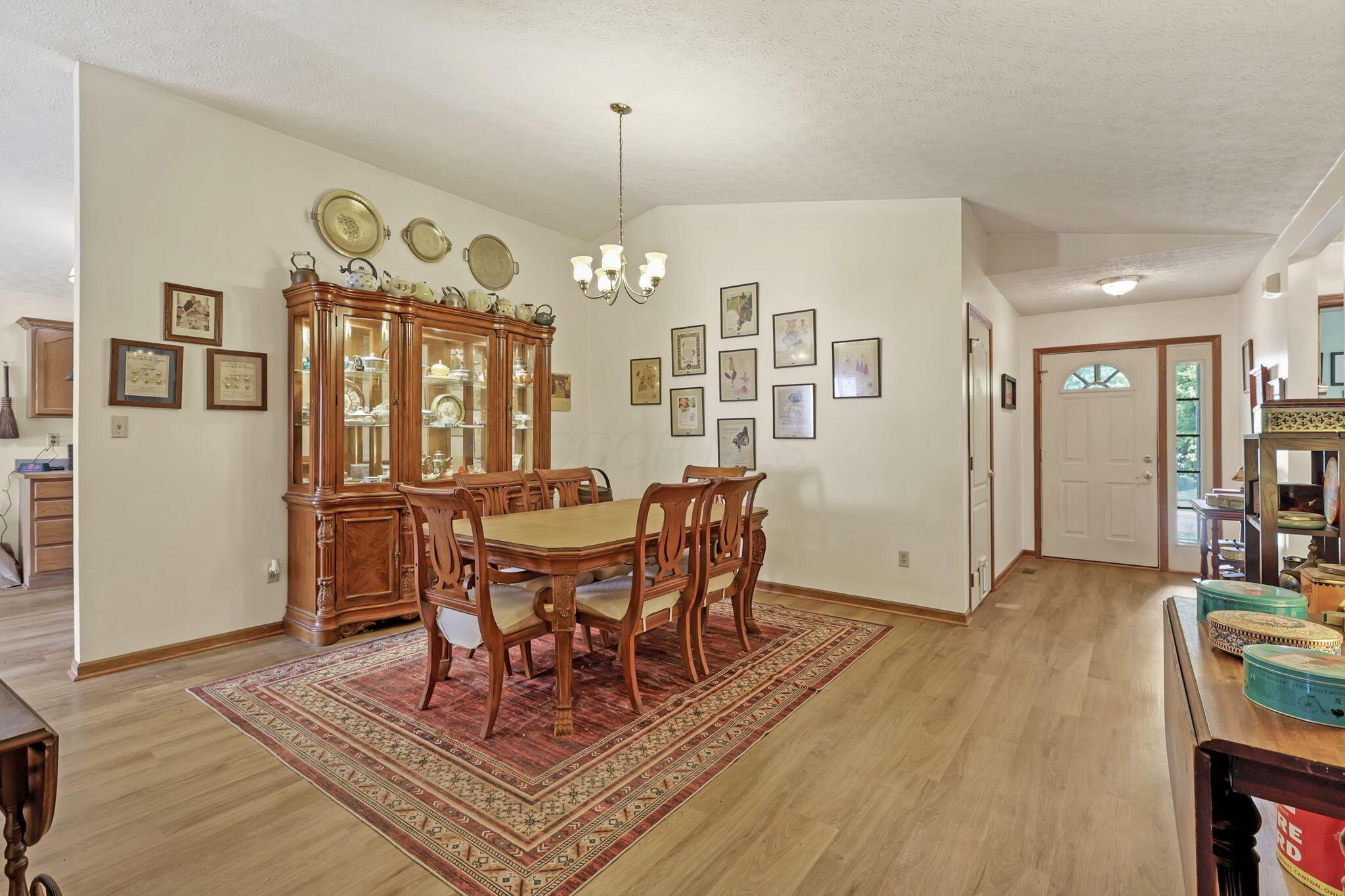 471 Danbury Drive Property Photo 10