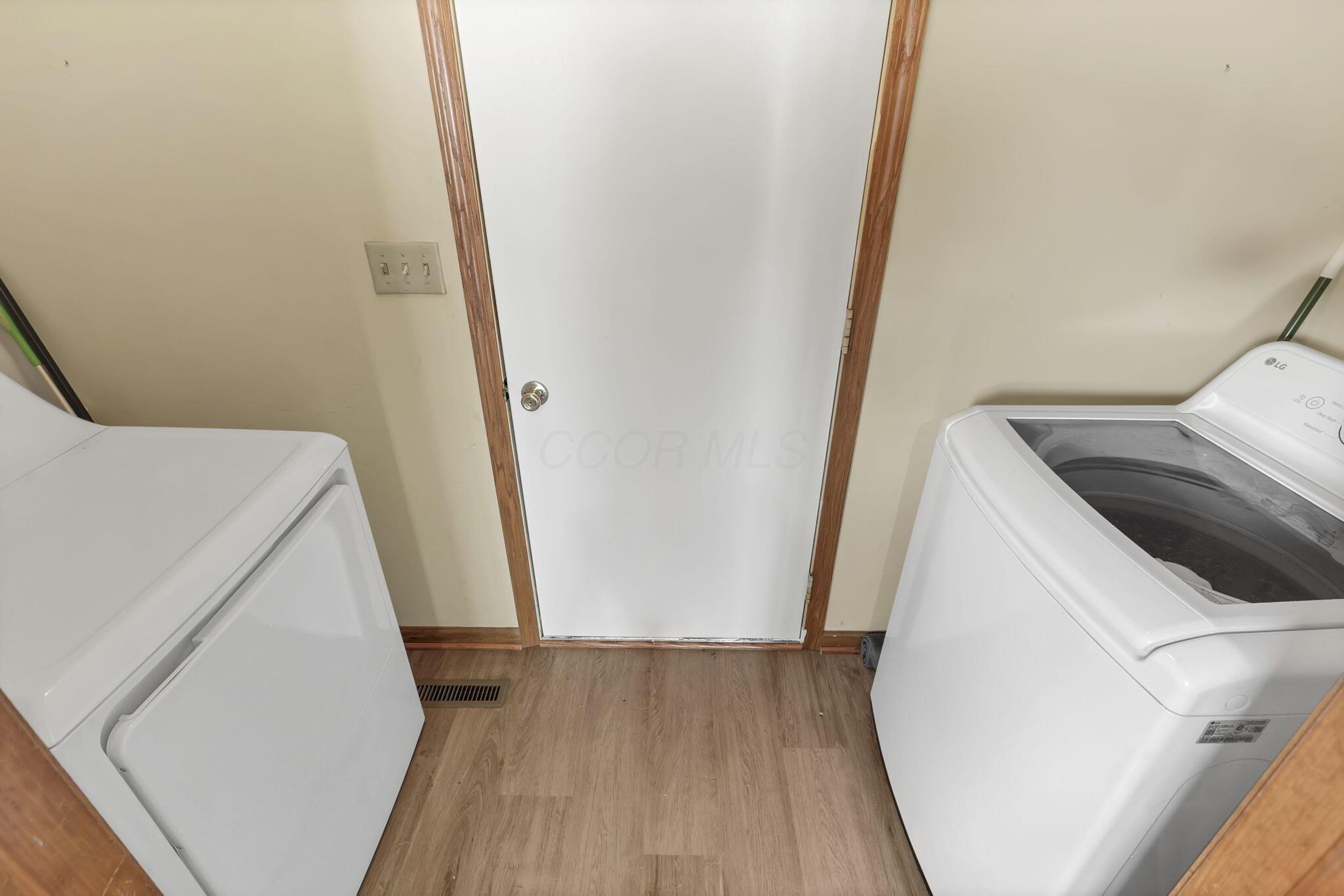 471 Danbury Drive Property Photo 19