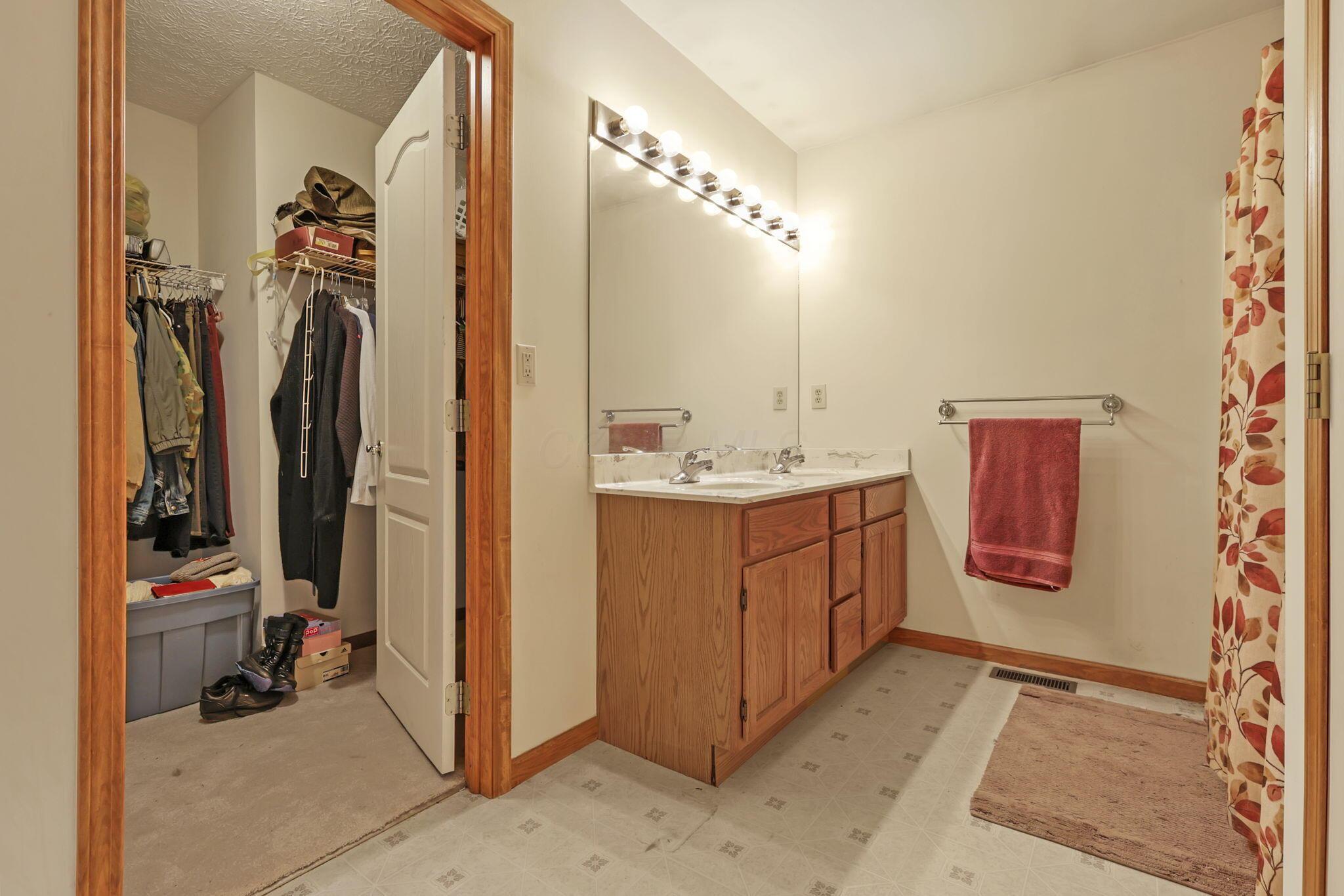 471 Danbury Drive Property Photo 23