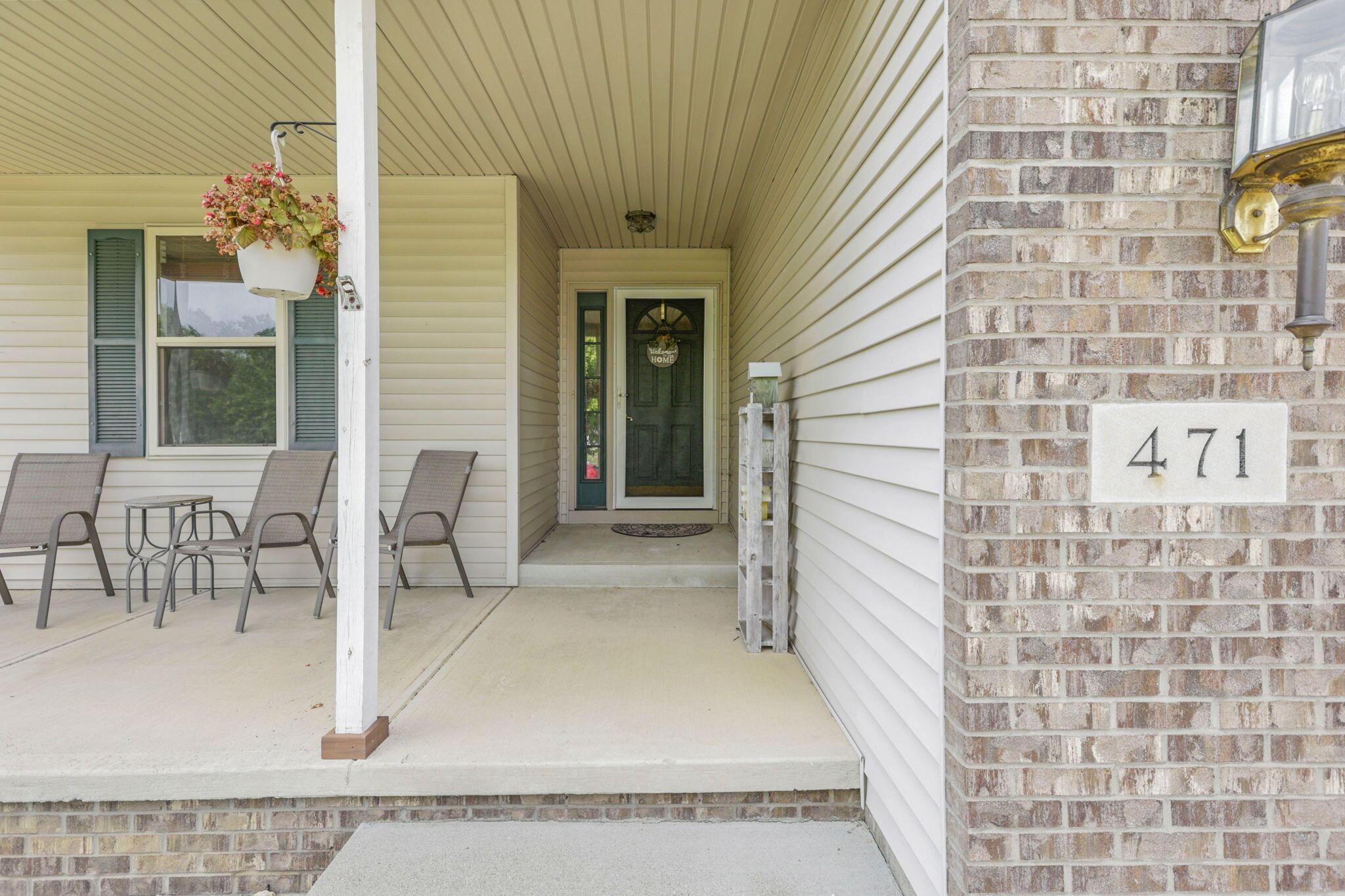 471 Danbury Drive Property Photo 49