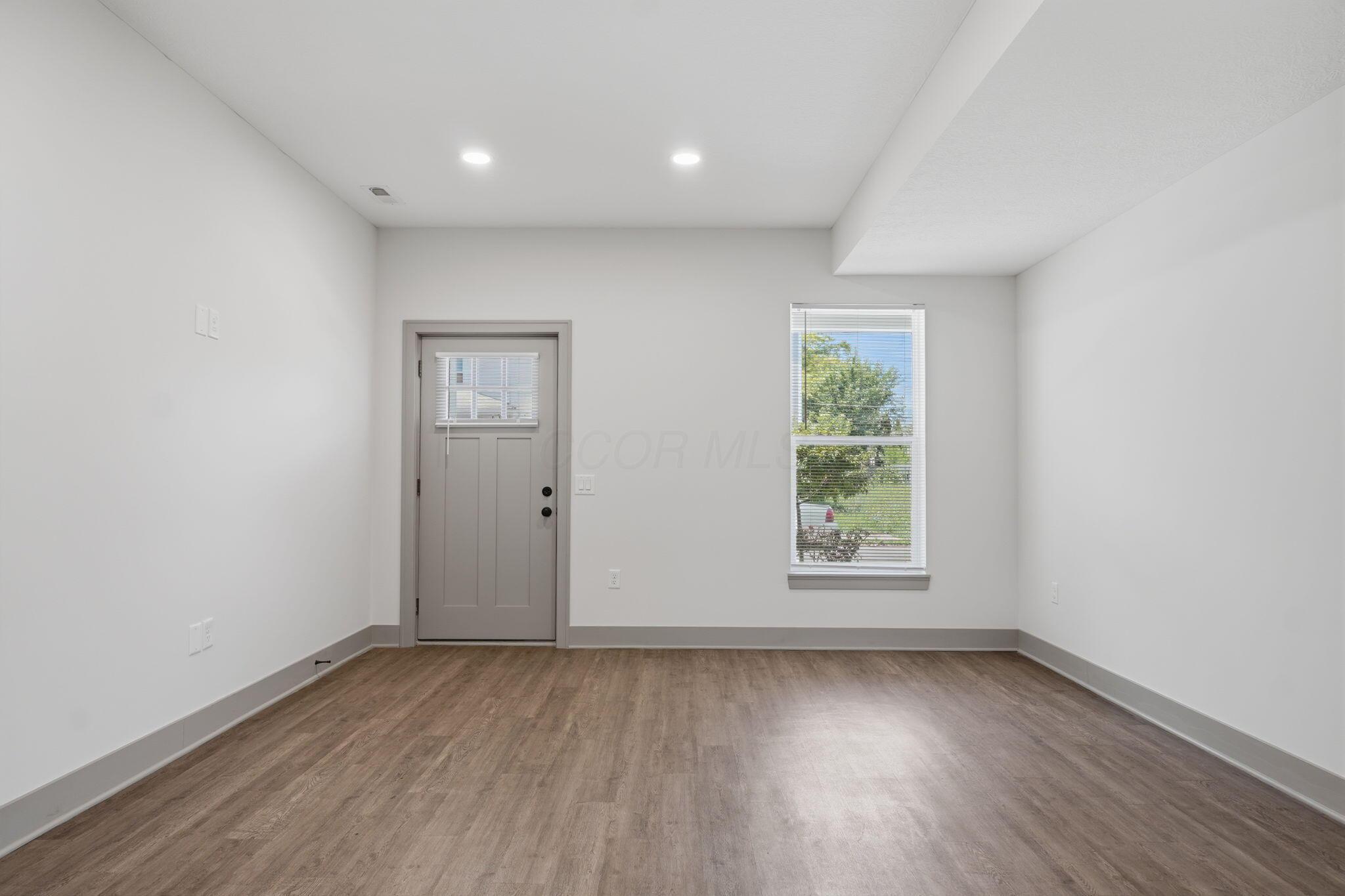 1848 S 6th Street Property Photo 8