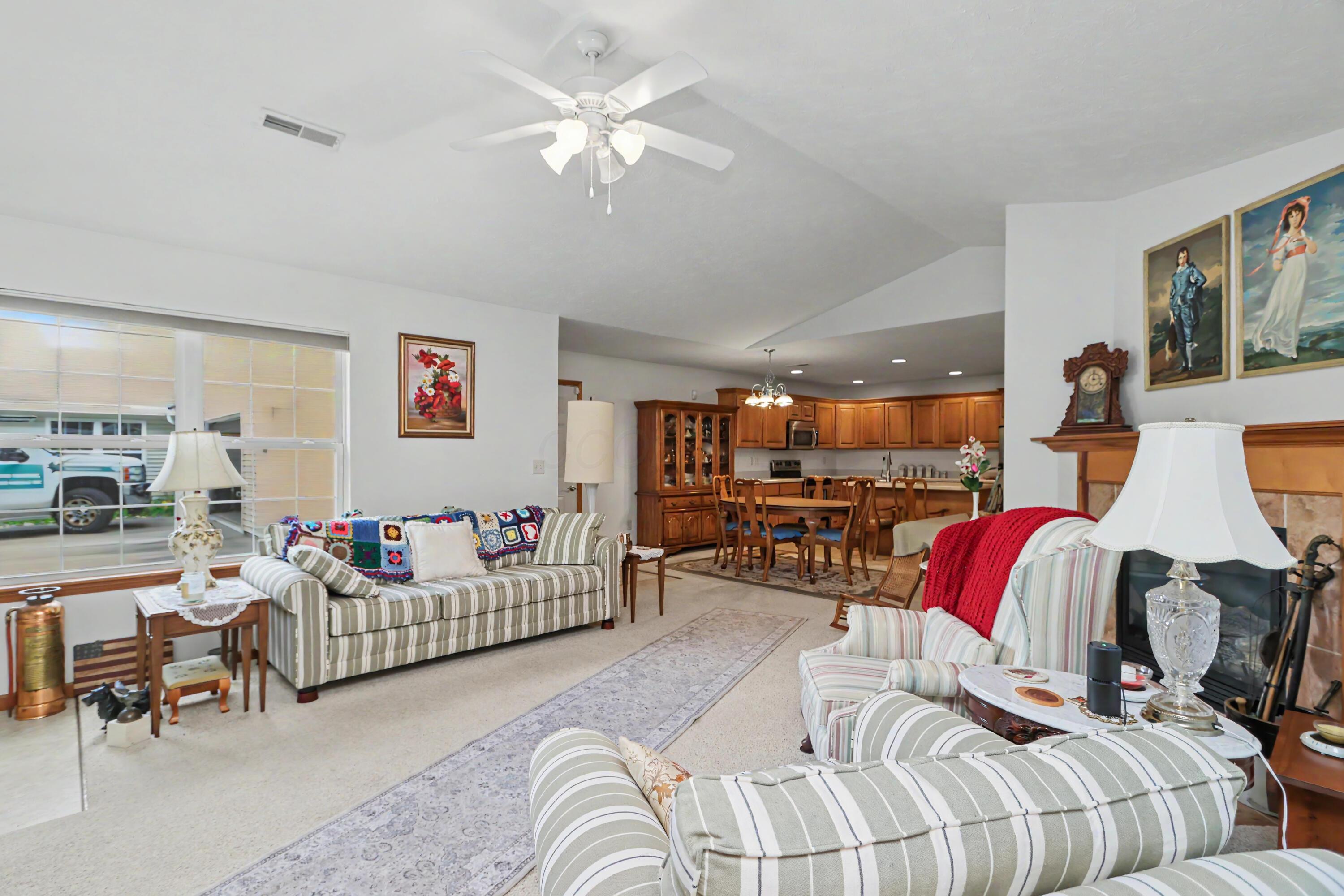 2357 Deerfield Lane Property Photo 3