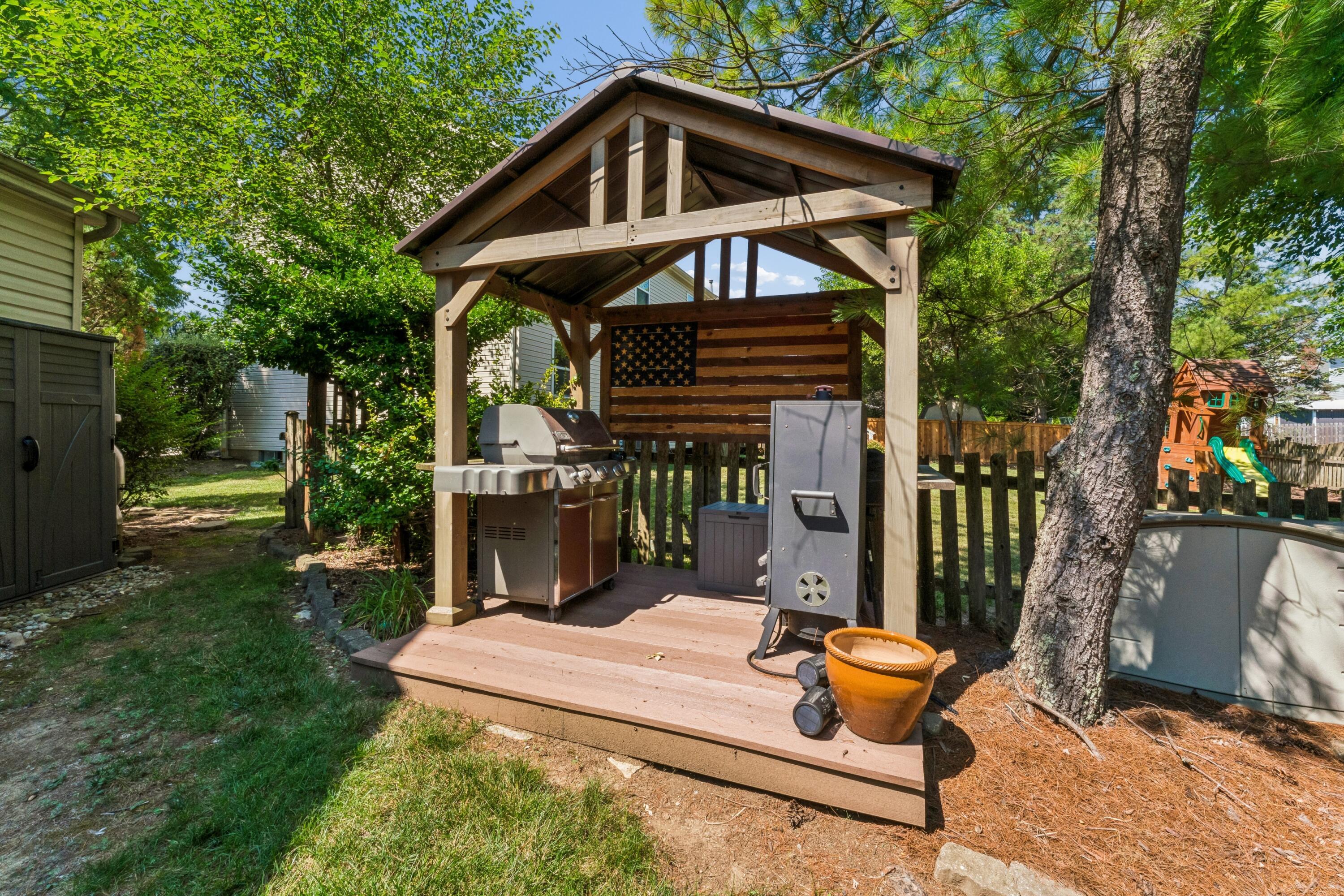 3724 Pleasantbrook Drive Property Photo 18