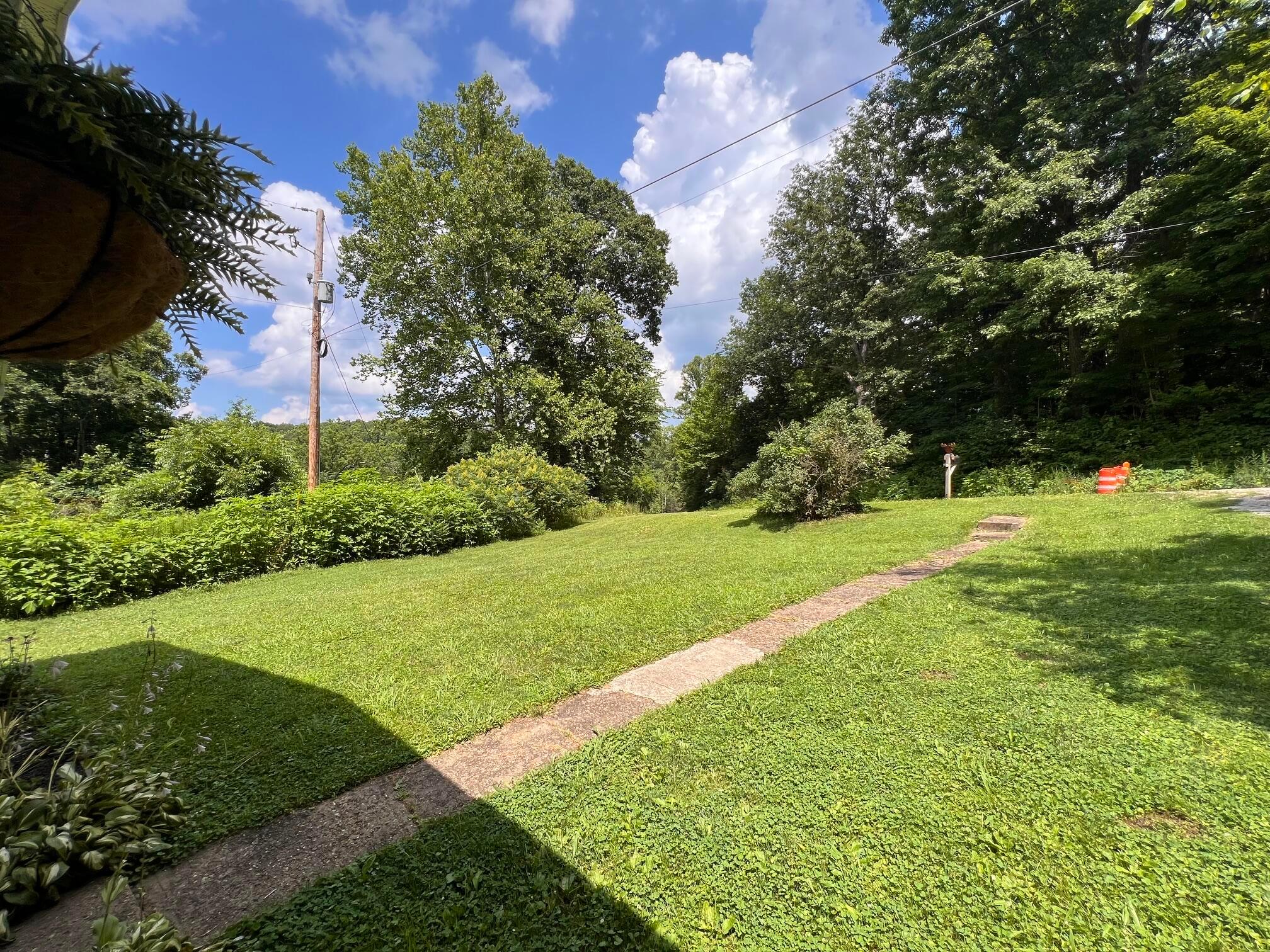 988 Connett Road Property Photo 7