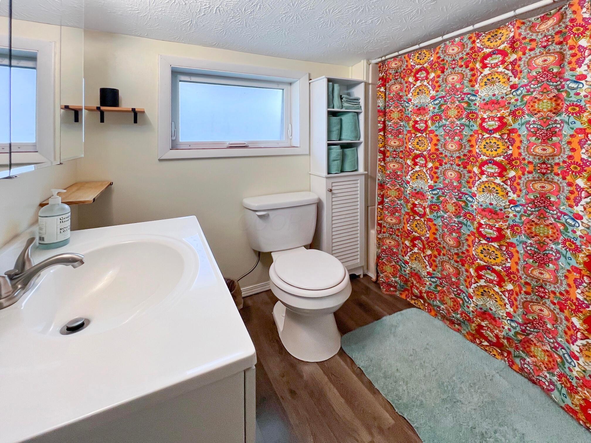 988 Connett Road Property Photo 17