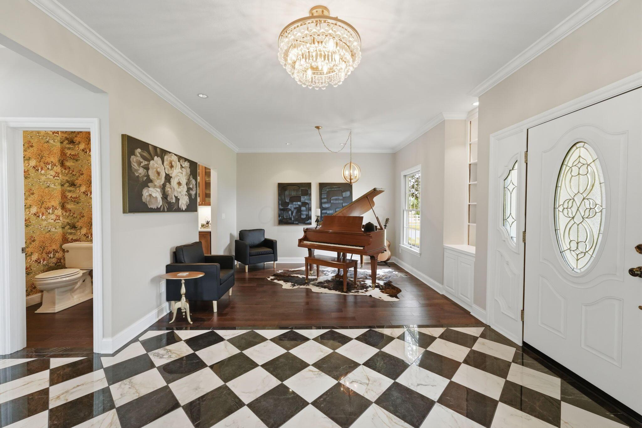 1835 Dixon Road Property Photo 13