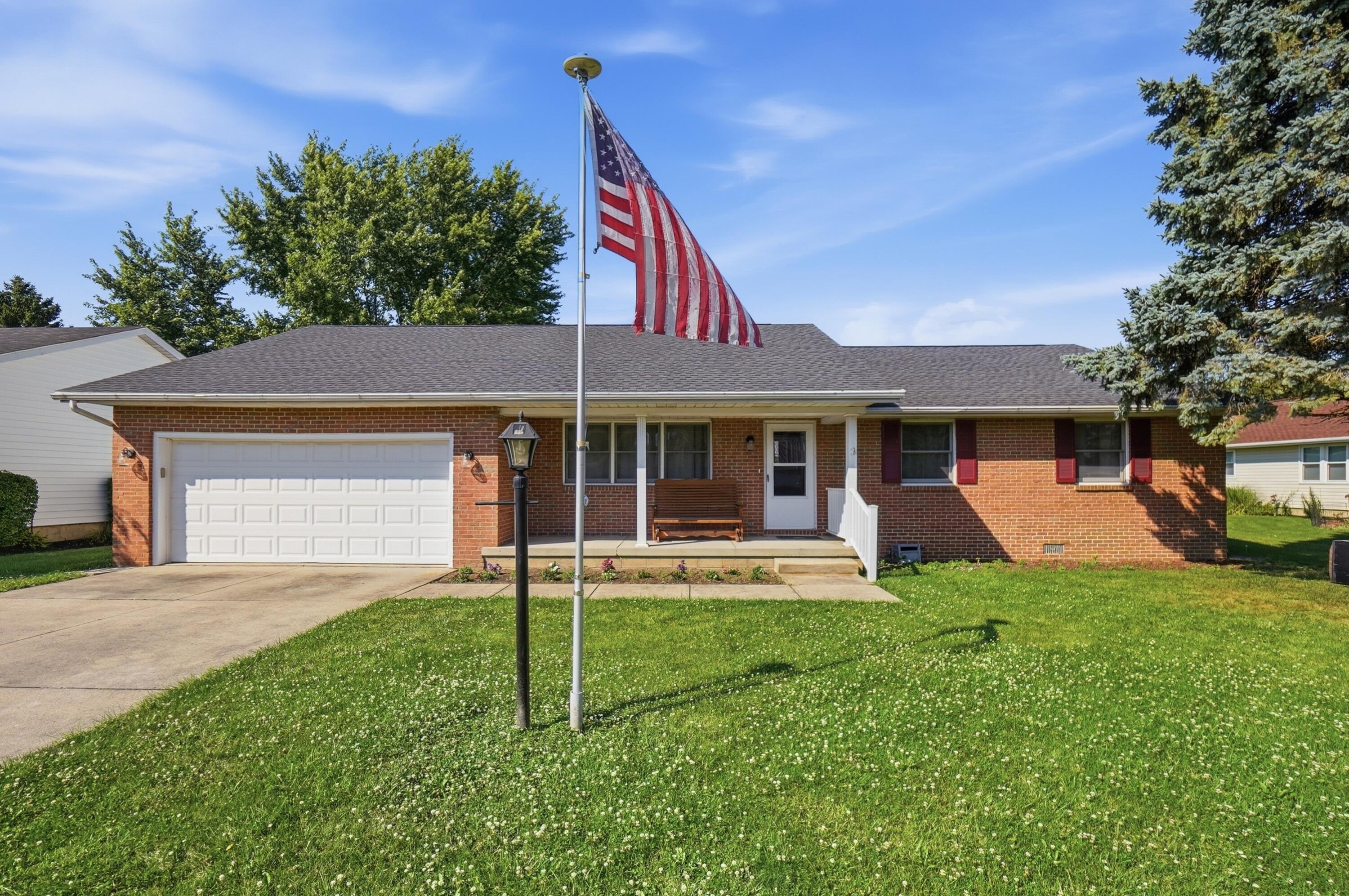 401 Kimberly Drive Property Photo 1