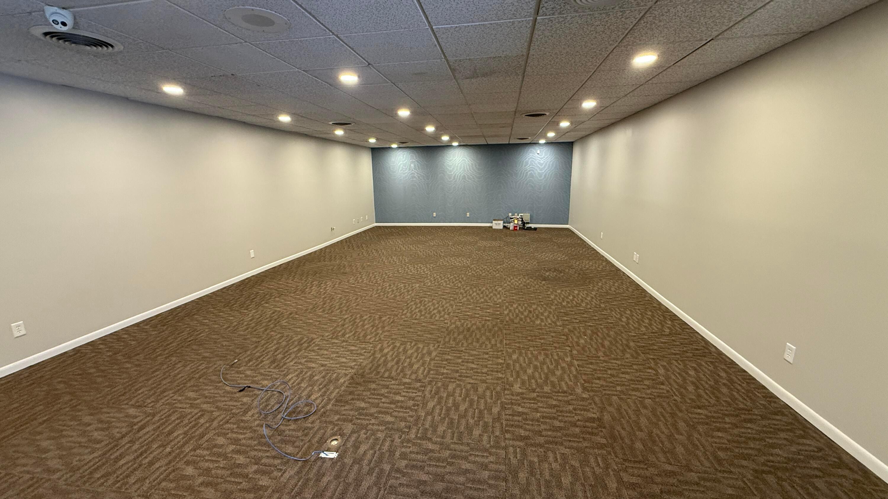 454 E Center Street Property Photo 7