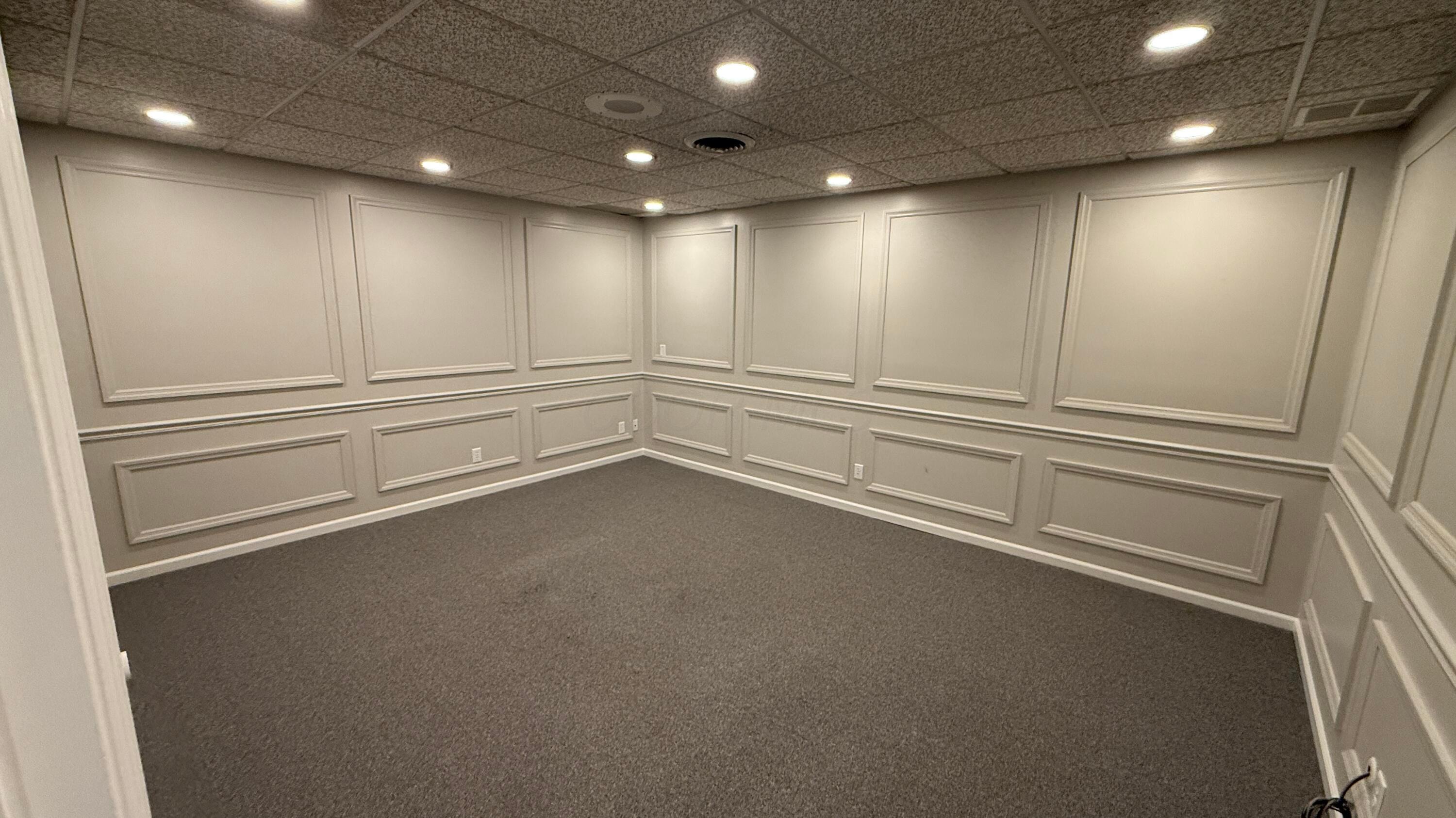 454 E Center Street Property Photo 15