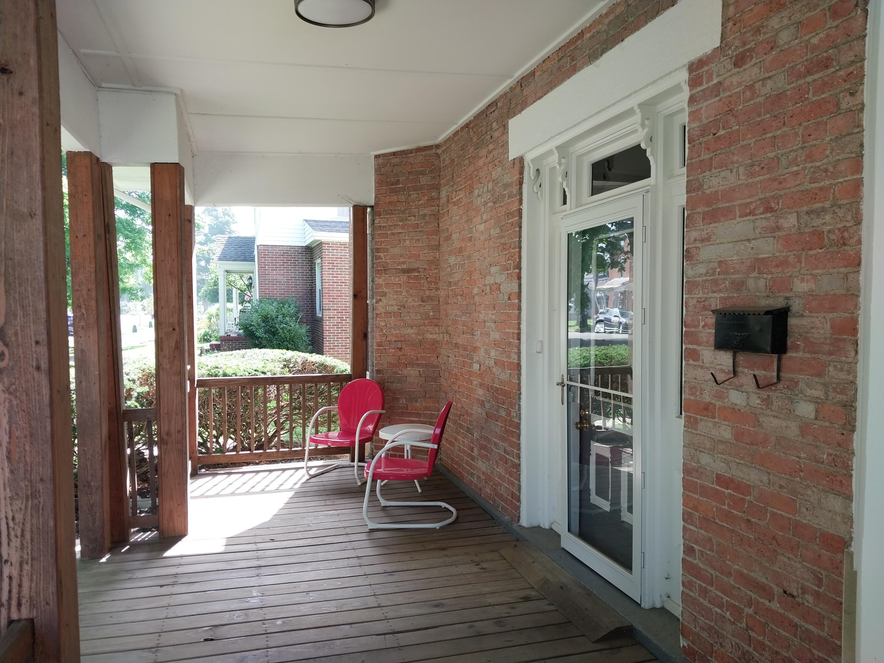 348 South Street Property Photo 4
