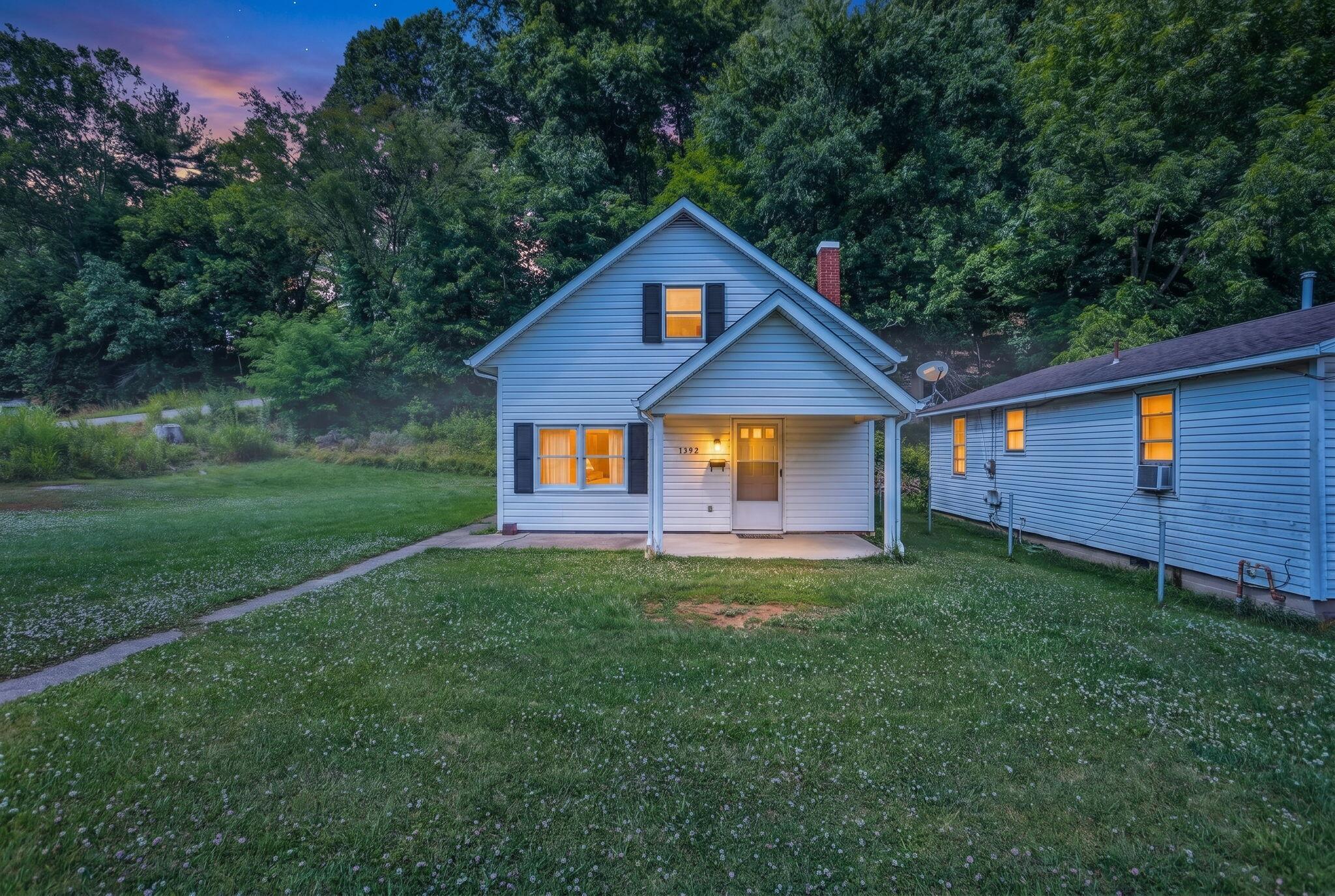 1392 4th Street Property Photo 1