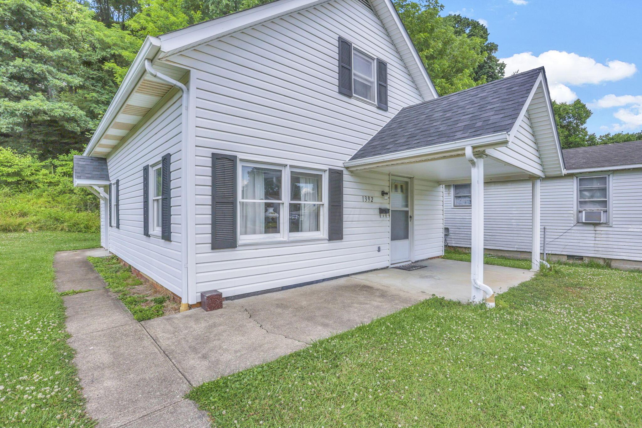 1392 4th Street Property Photo 5