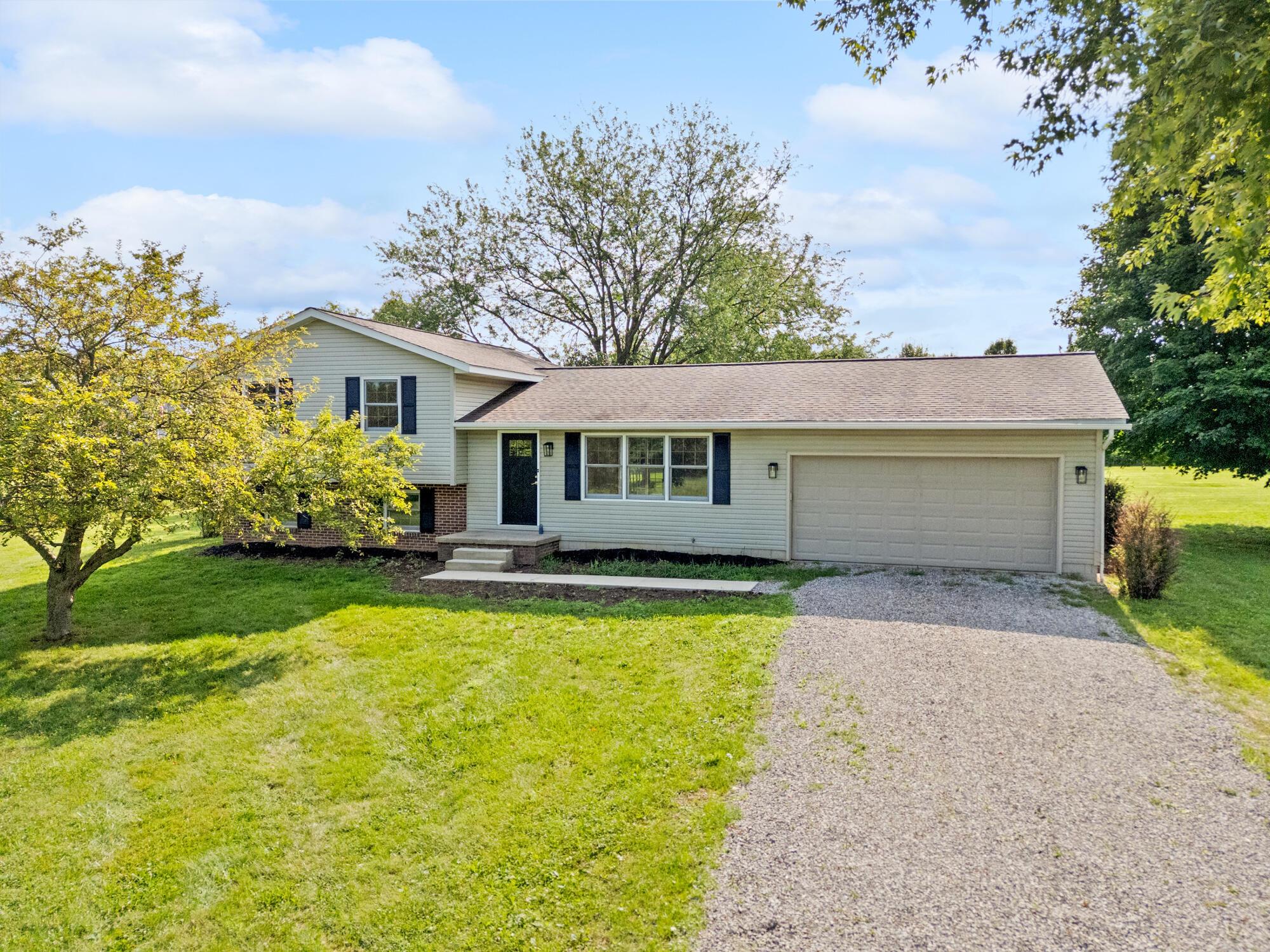 5275 Harlem Road Property Photo 1