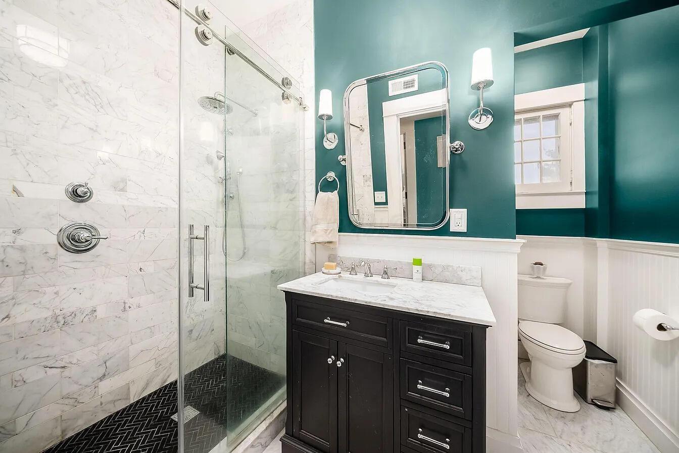 1349 E Broad Street Property Photo 53