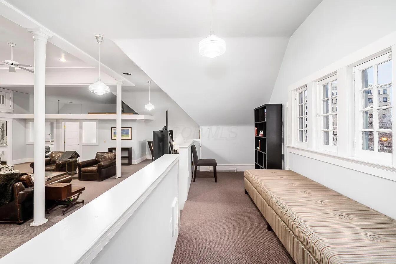 1349 E Broad Street Property Photo 59