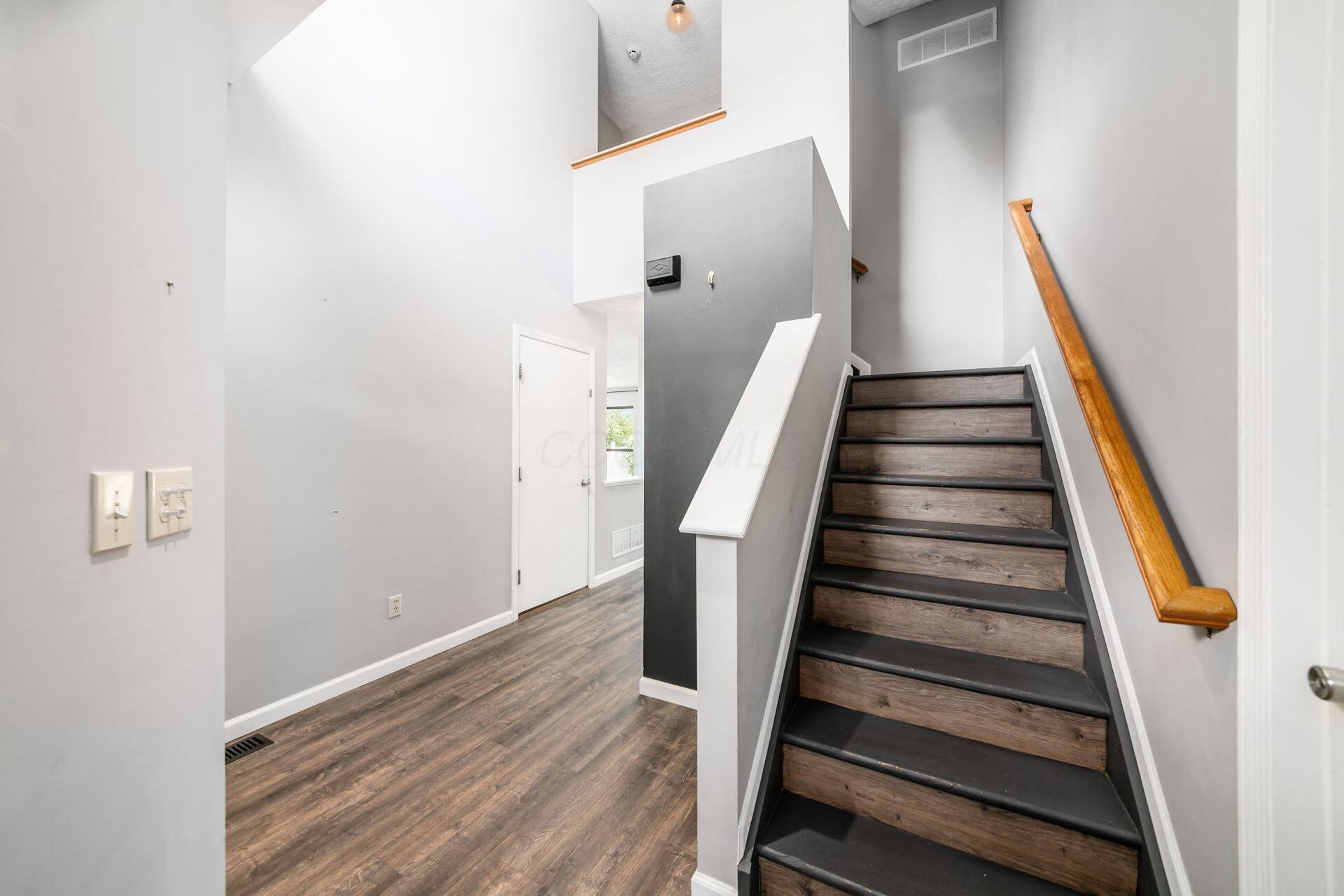 5936 Epernay Way Property Photo 8