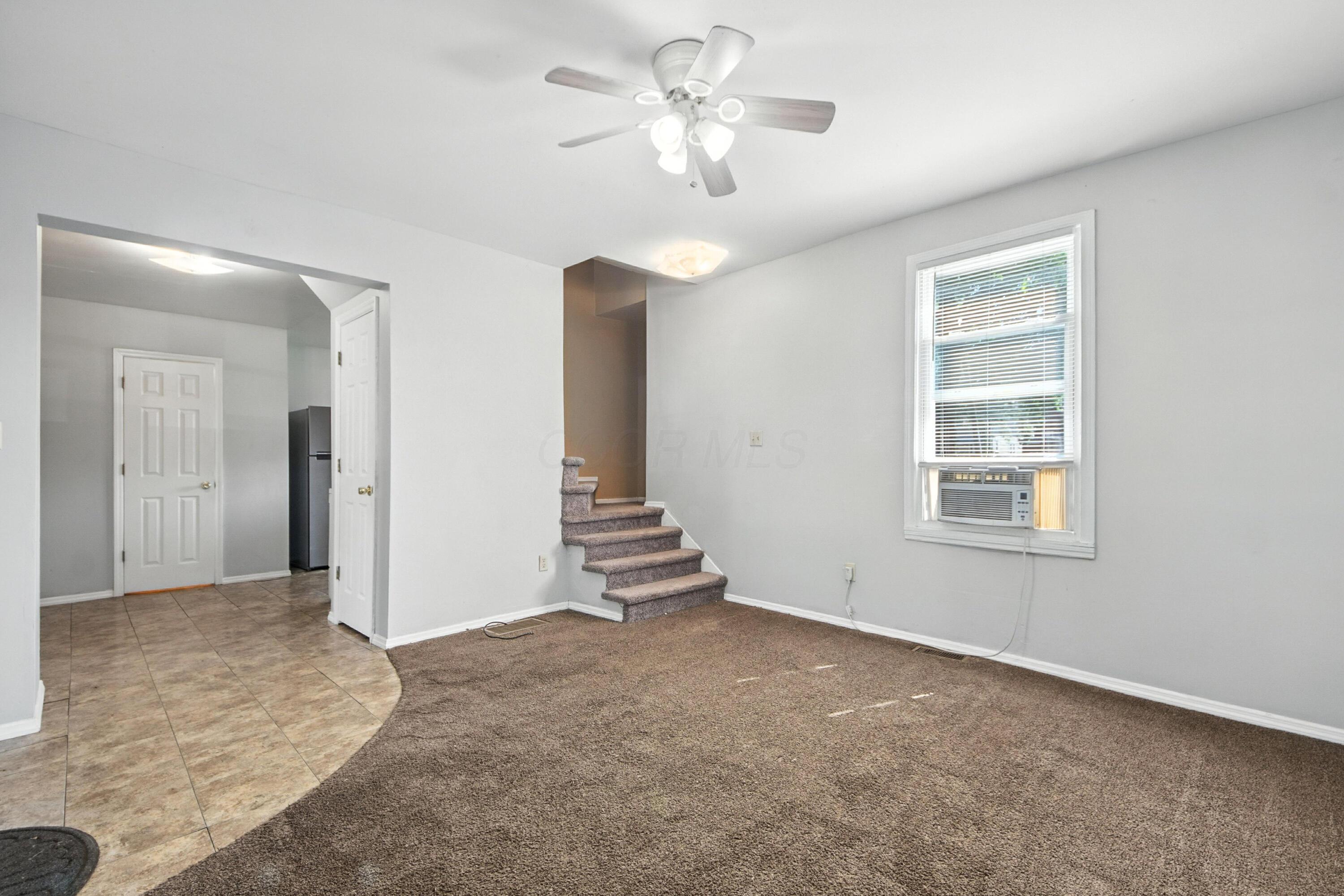 2584 Deming Avenue Property Photo 2