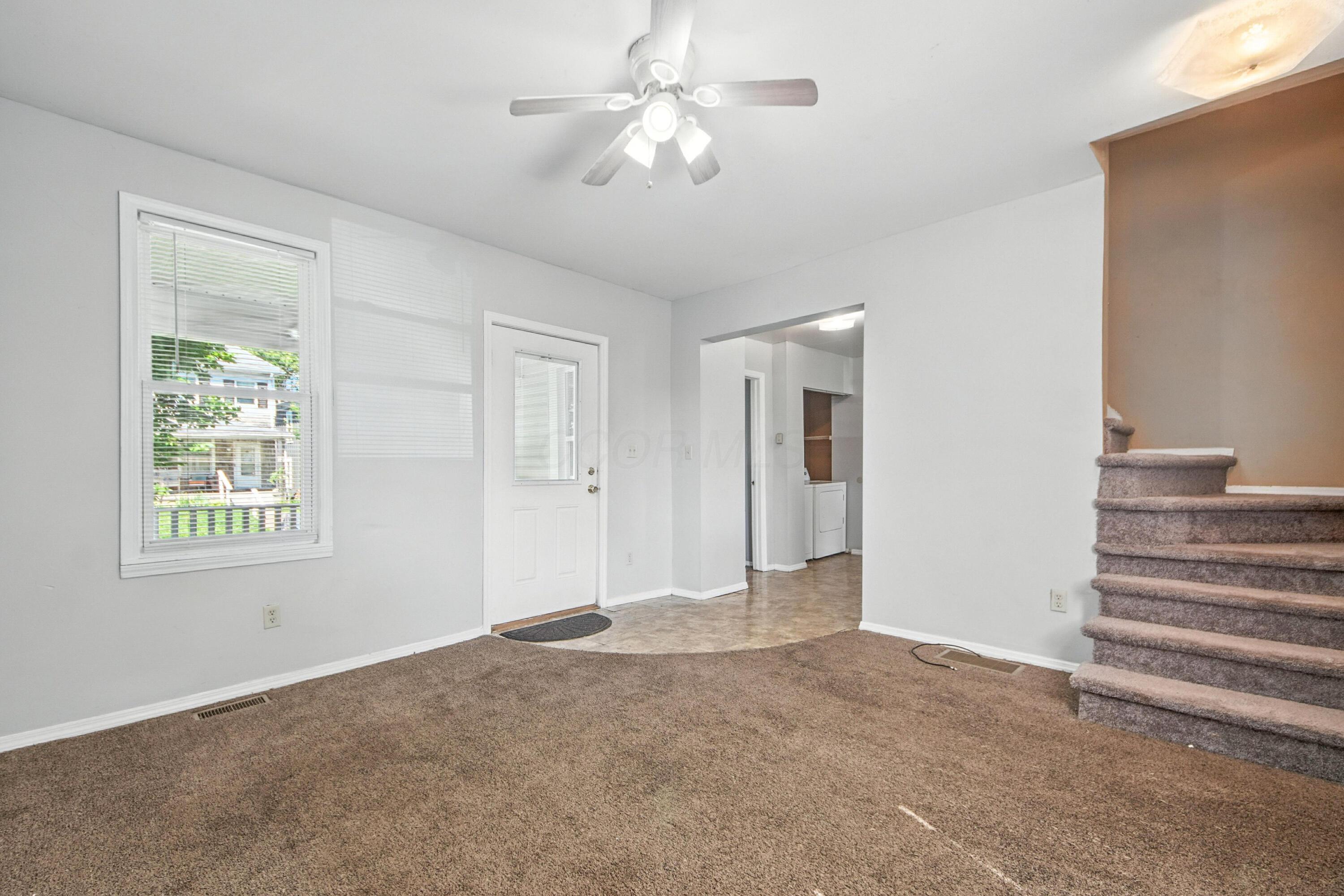 2584 Deming Avenue Property Photo 3