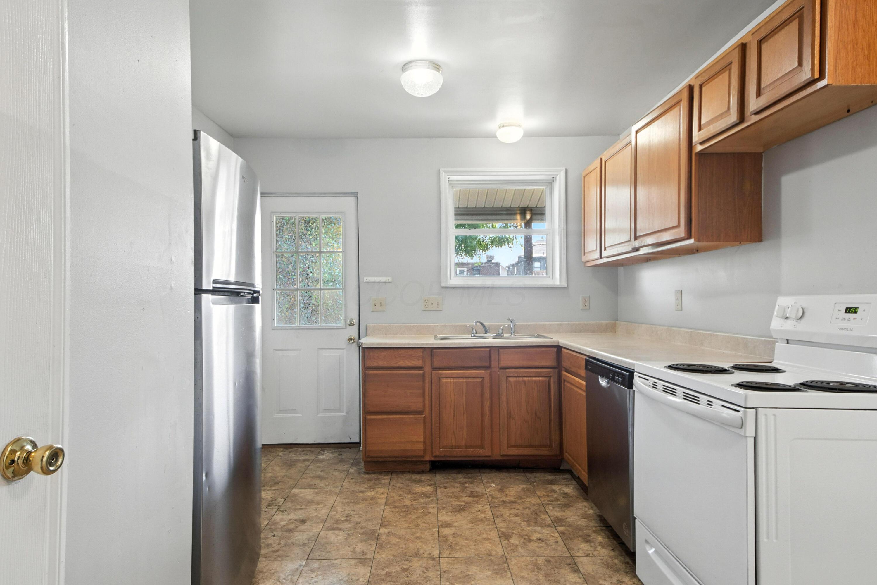 2584 Deming Avenue Property Photo 9