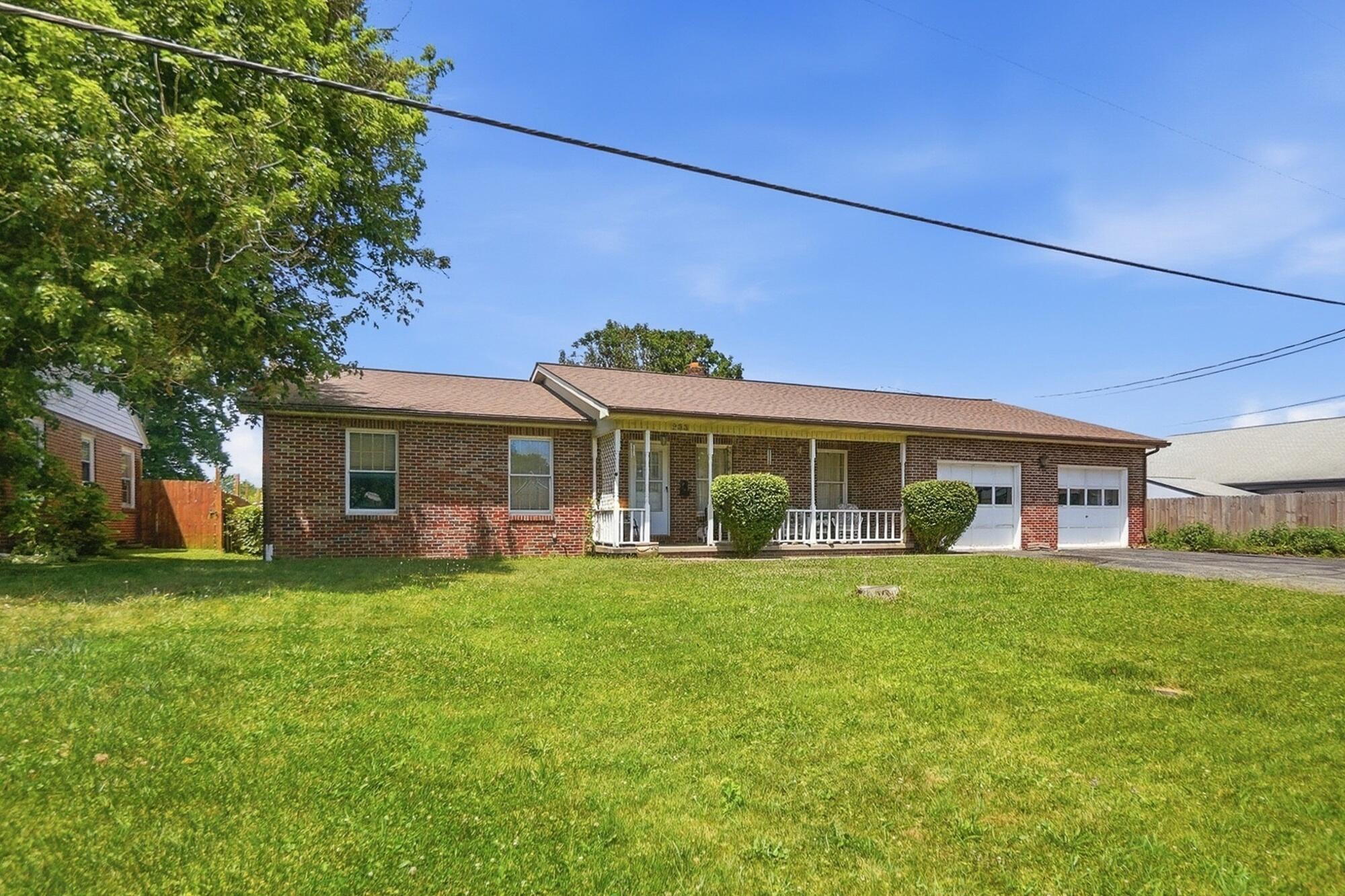 233 N Columbus Street Property Photo 8