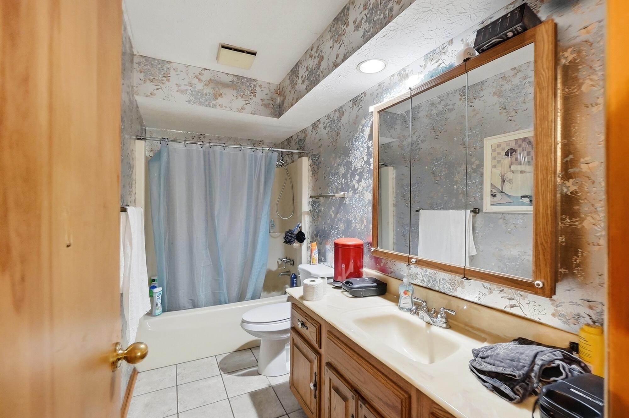233 N Columbus Street Property Photo 25