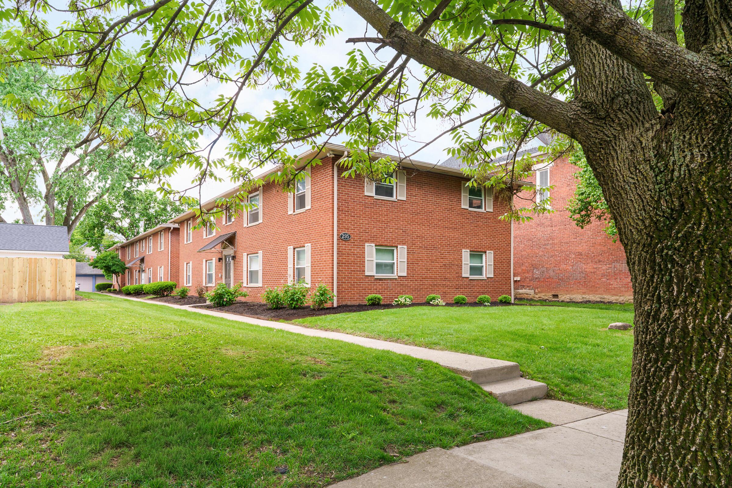 295 Thurman Avenue