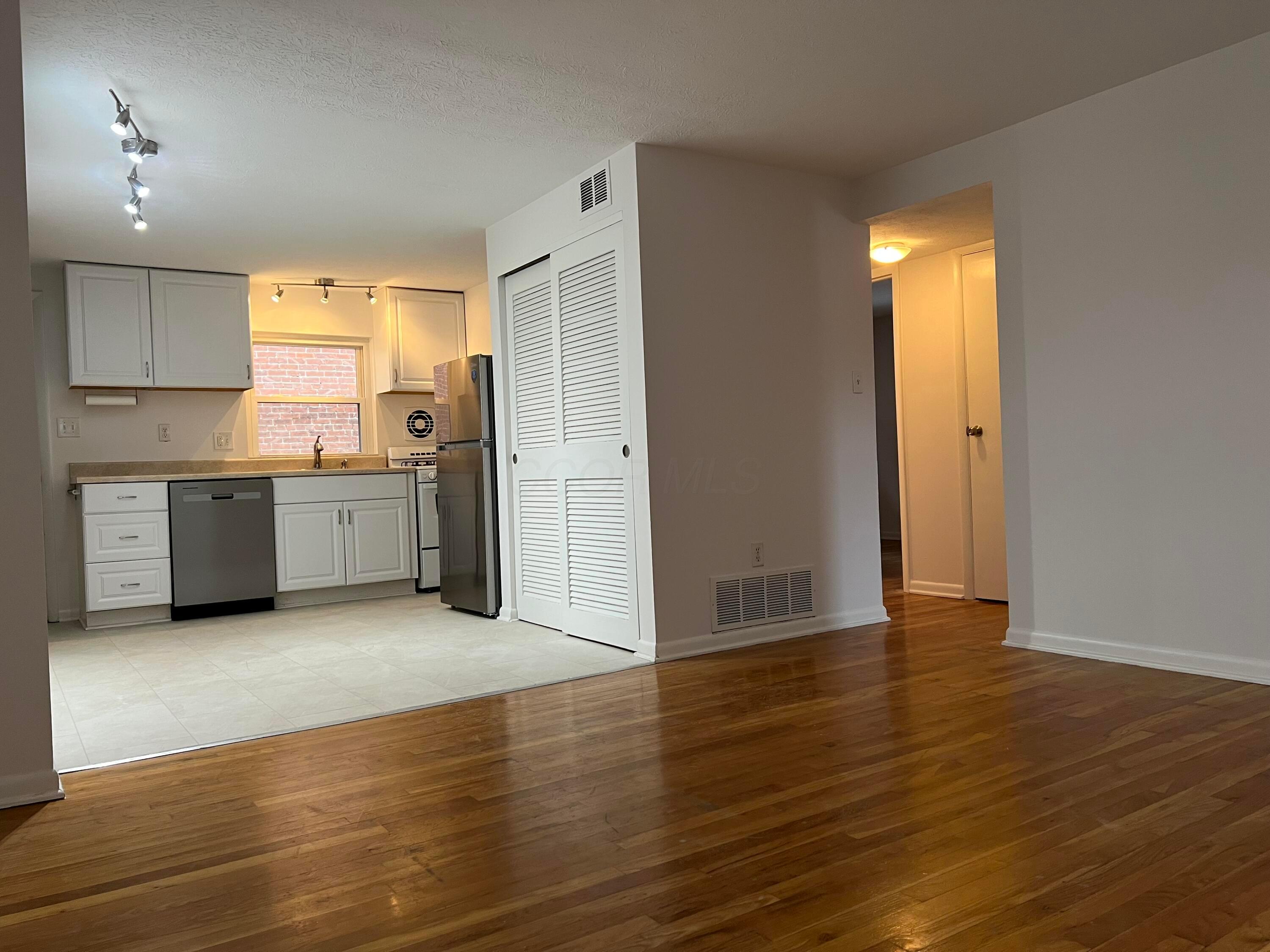 295 Thurman Avenue Property Photo 30
