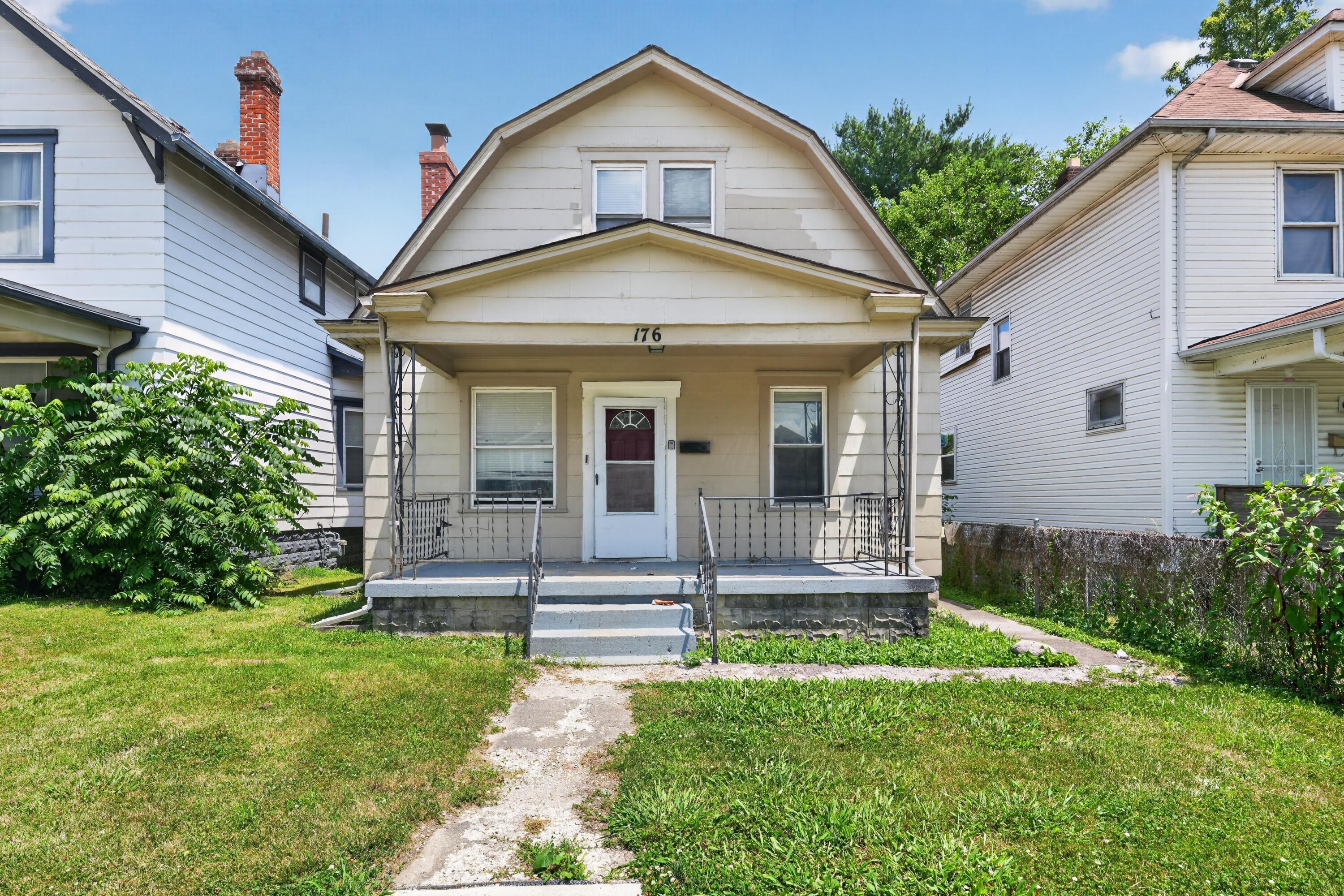 176 S Burgess Avenue Property Photo 1