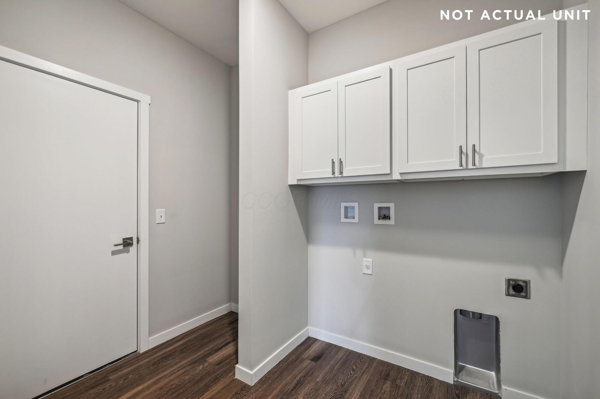 303 Wisteria Way Property Photo 32