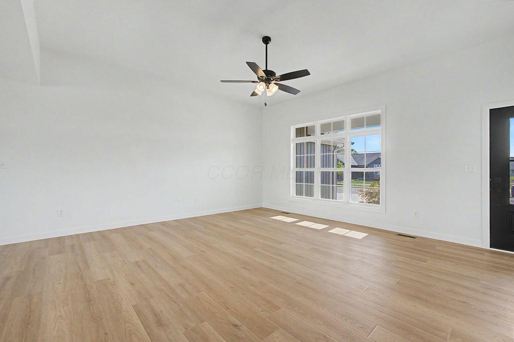 204 De Rosa Drive Property Photo 6