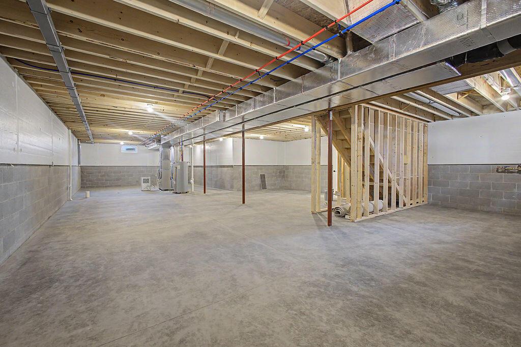 204 De Rosa Drive Property Photo 24