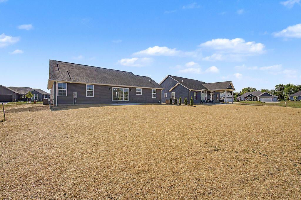 204 De Rosa Drive Property Photo 32