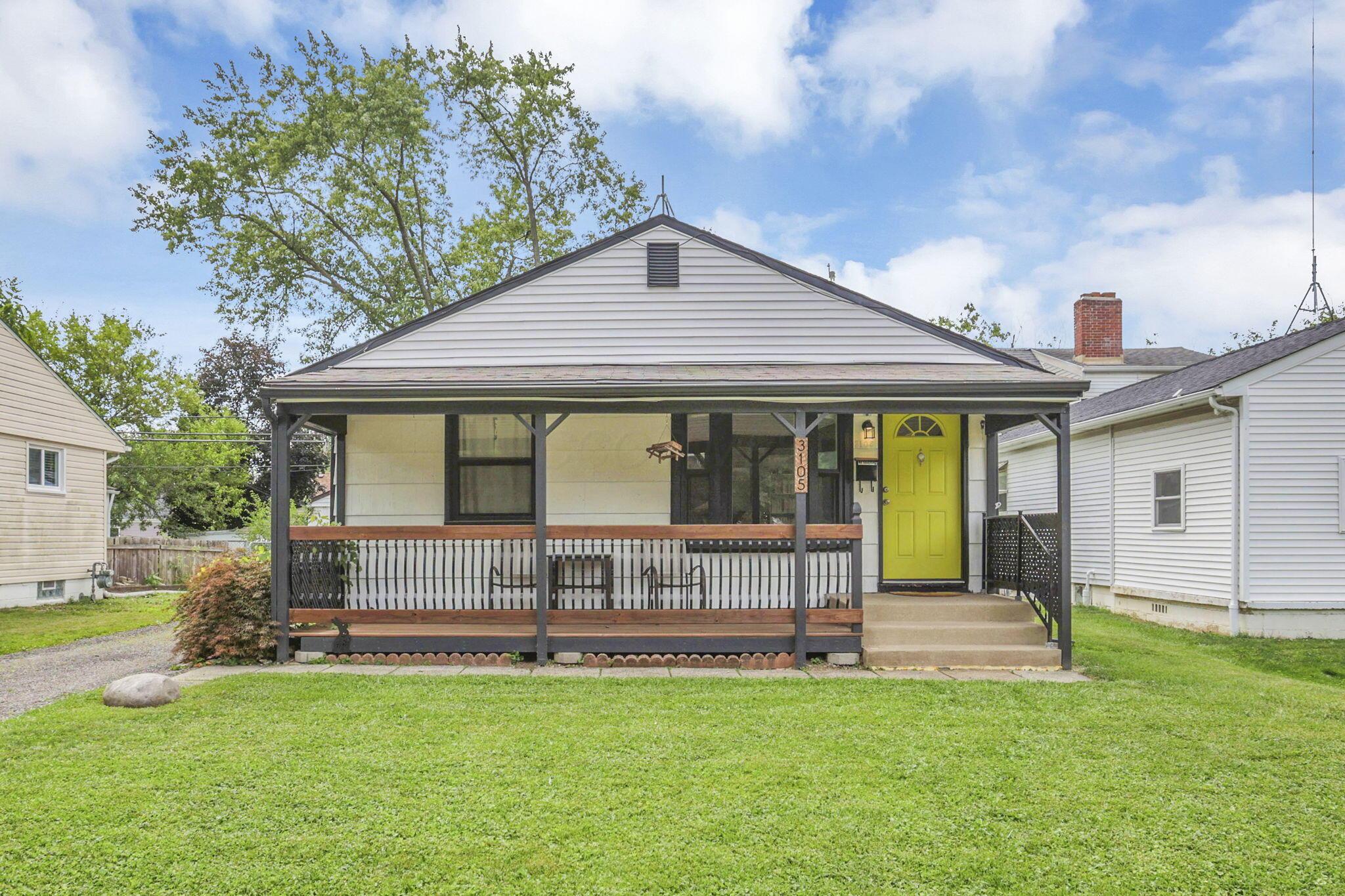 3105 Howey Road Property Photo 1