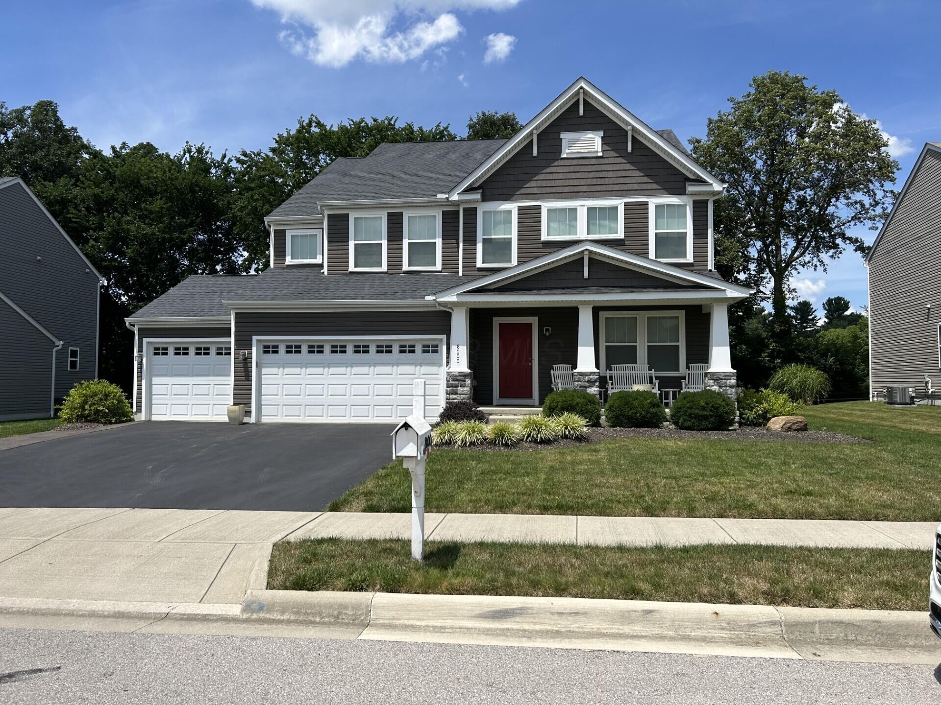8000 Narrow Leaf Drive Property Photo 1