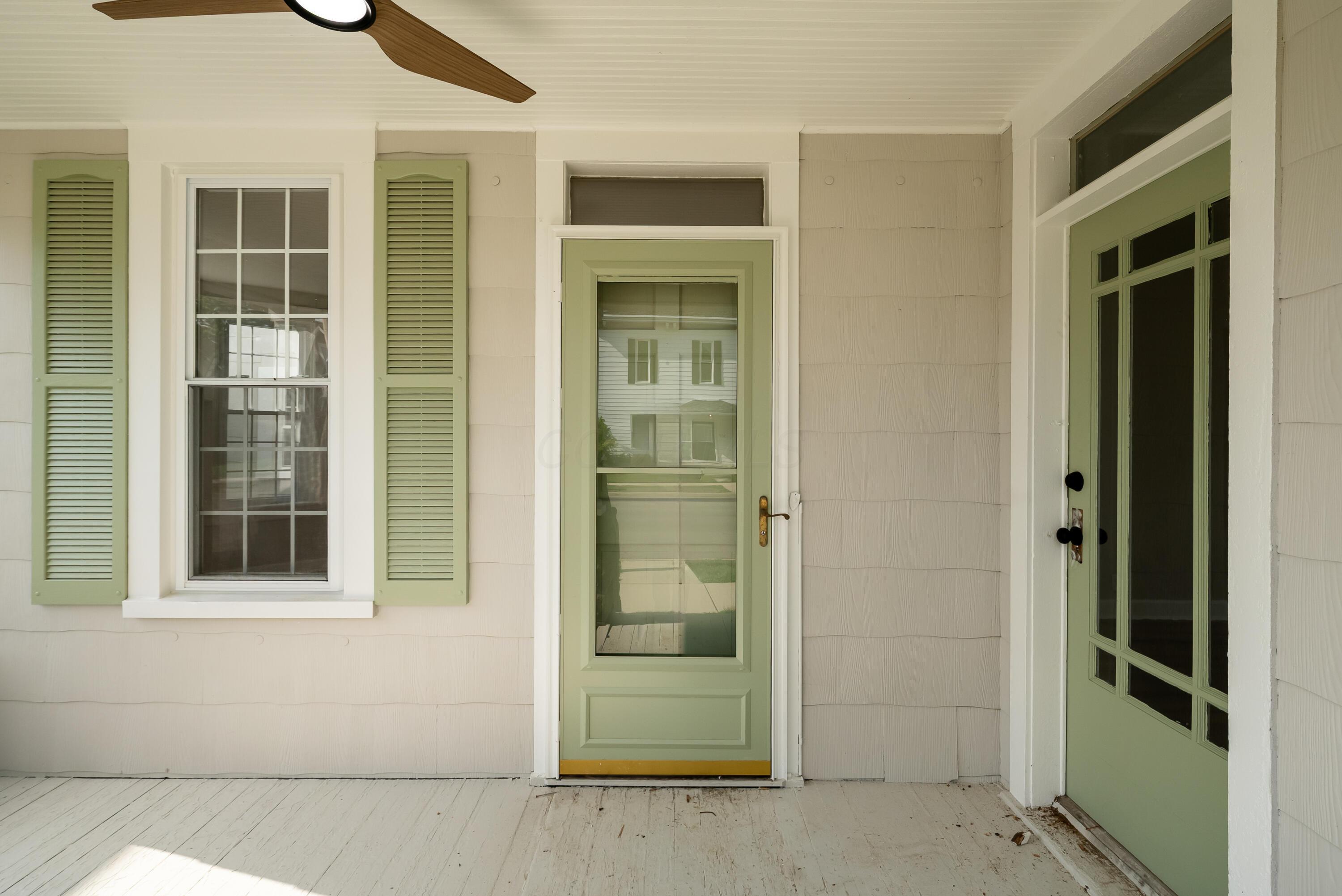 306 E Water Street Property Photo 7