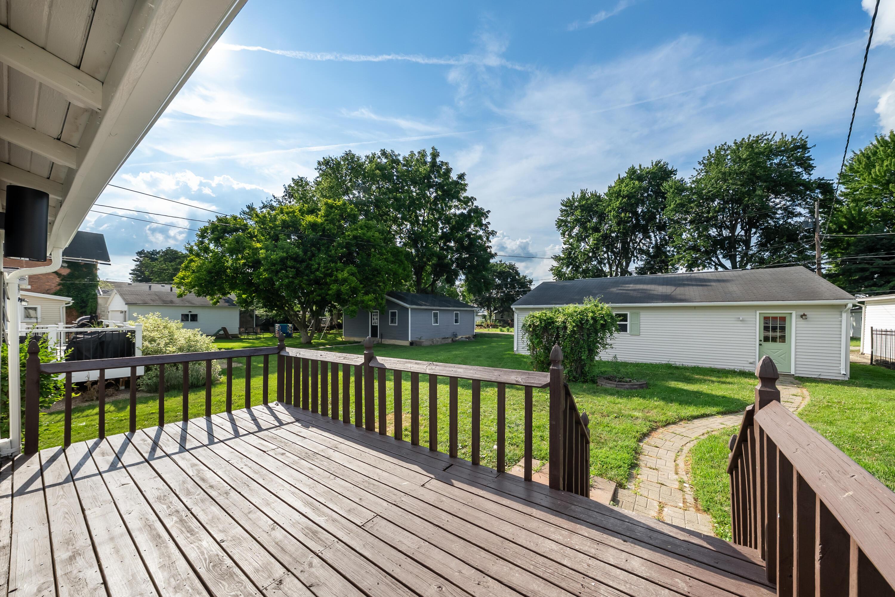 306 E Water Street Property Photo 15