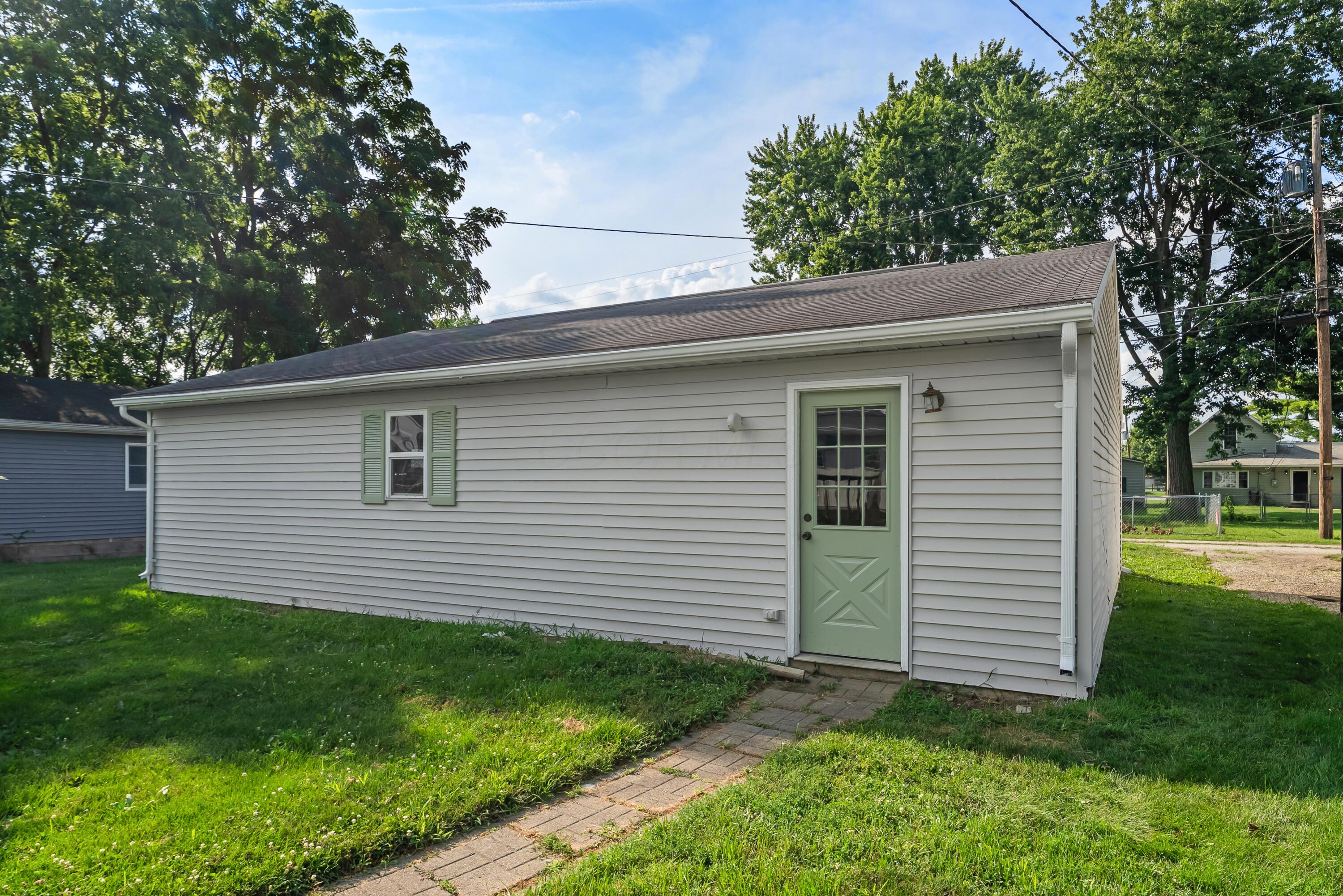 306 E Water Street Property Photo 17