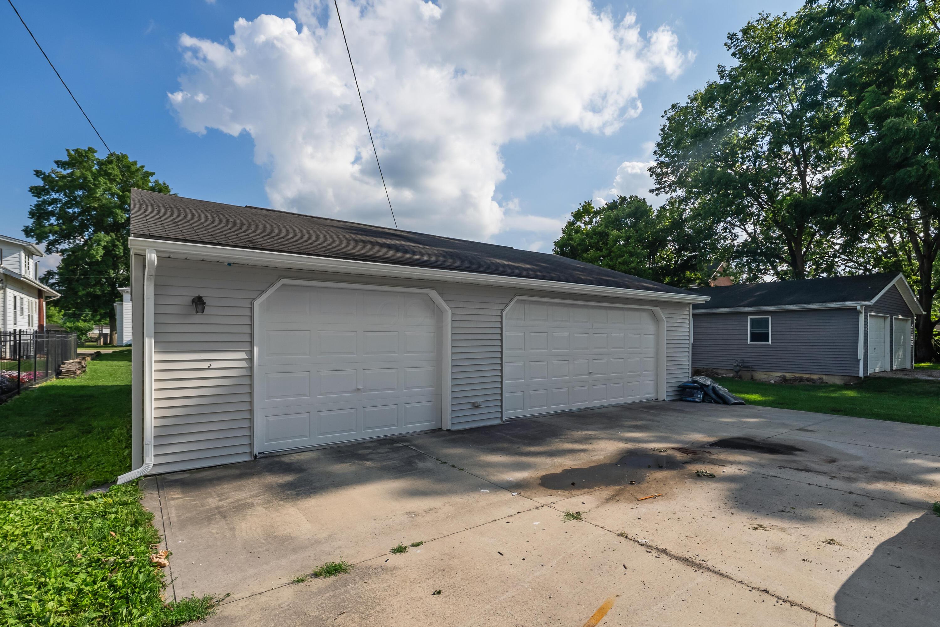 306 E Water Street Property Photo 19