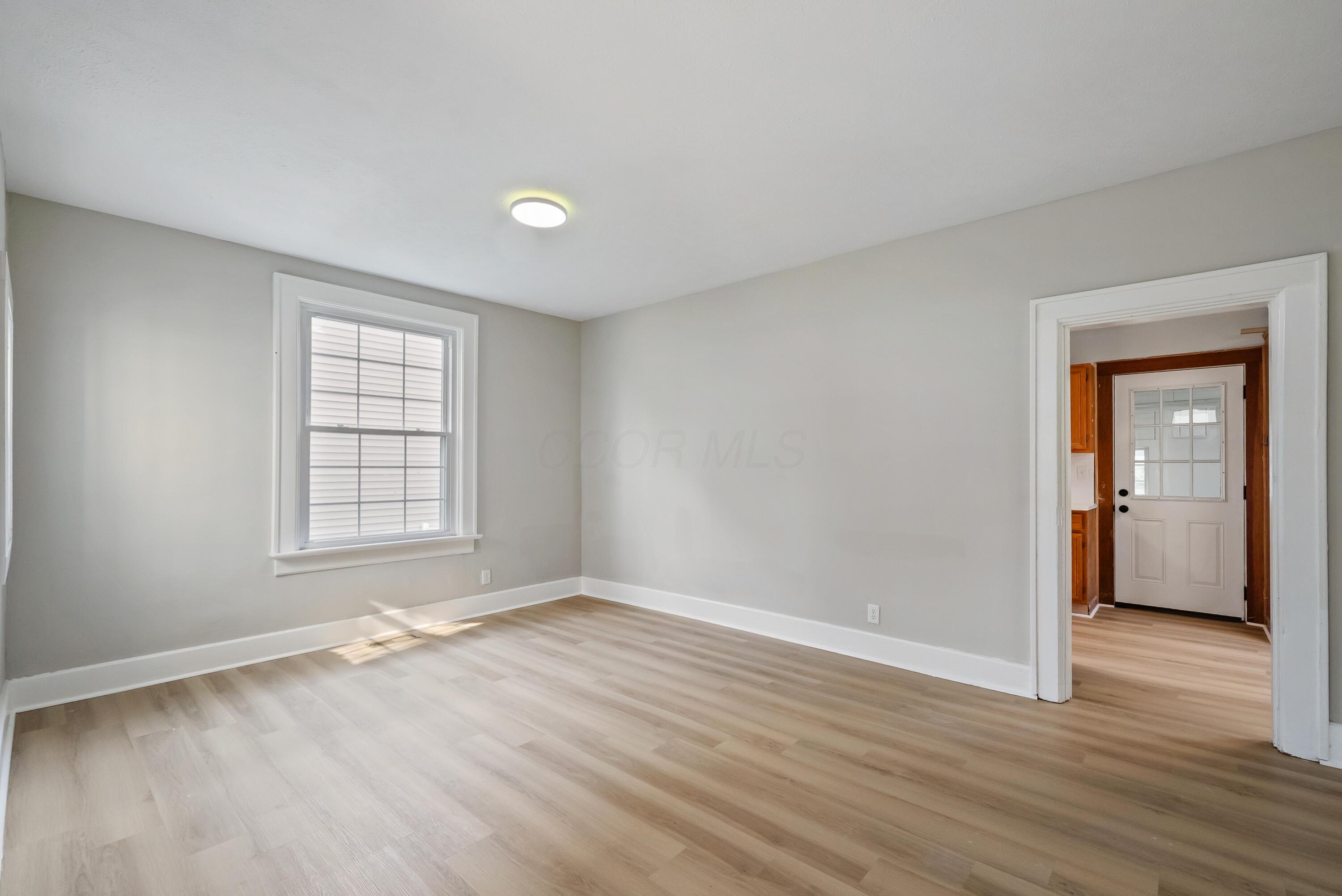 306 E Water Street Property Photo 26