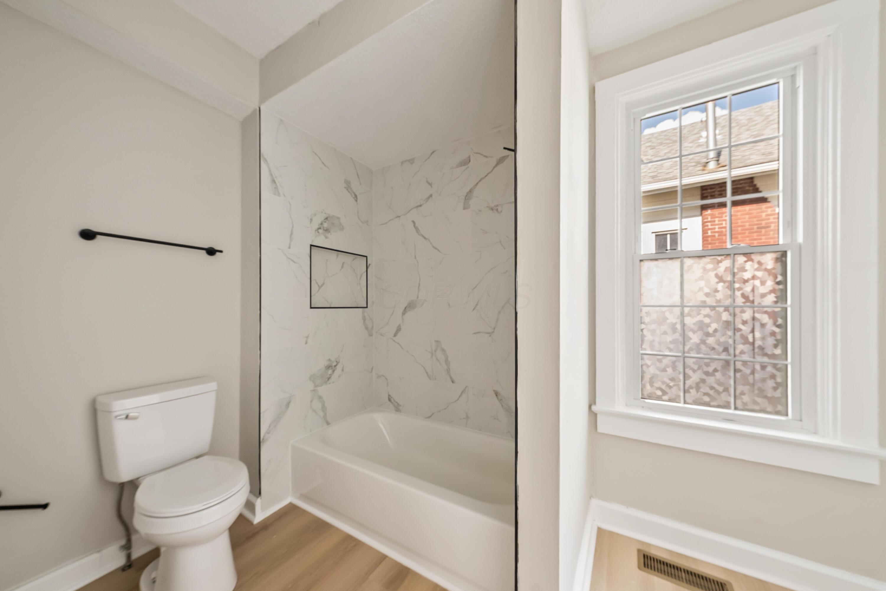 306 E Water Street Property Photo 41